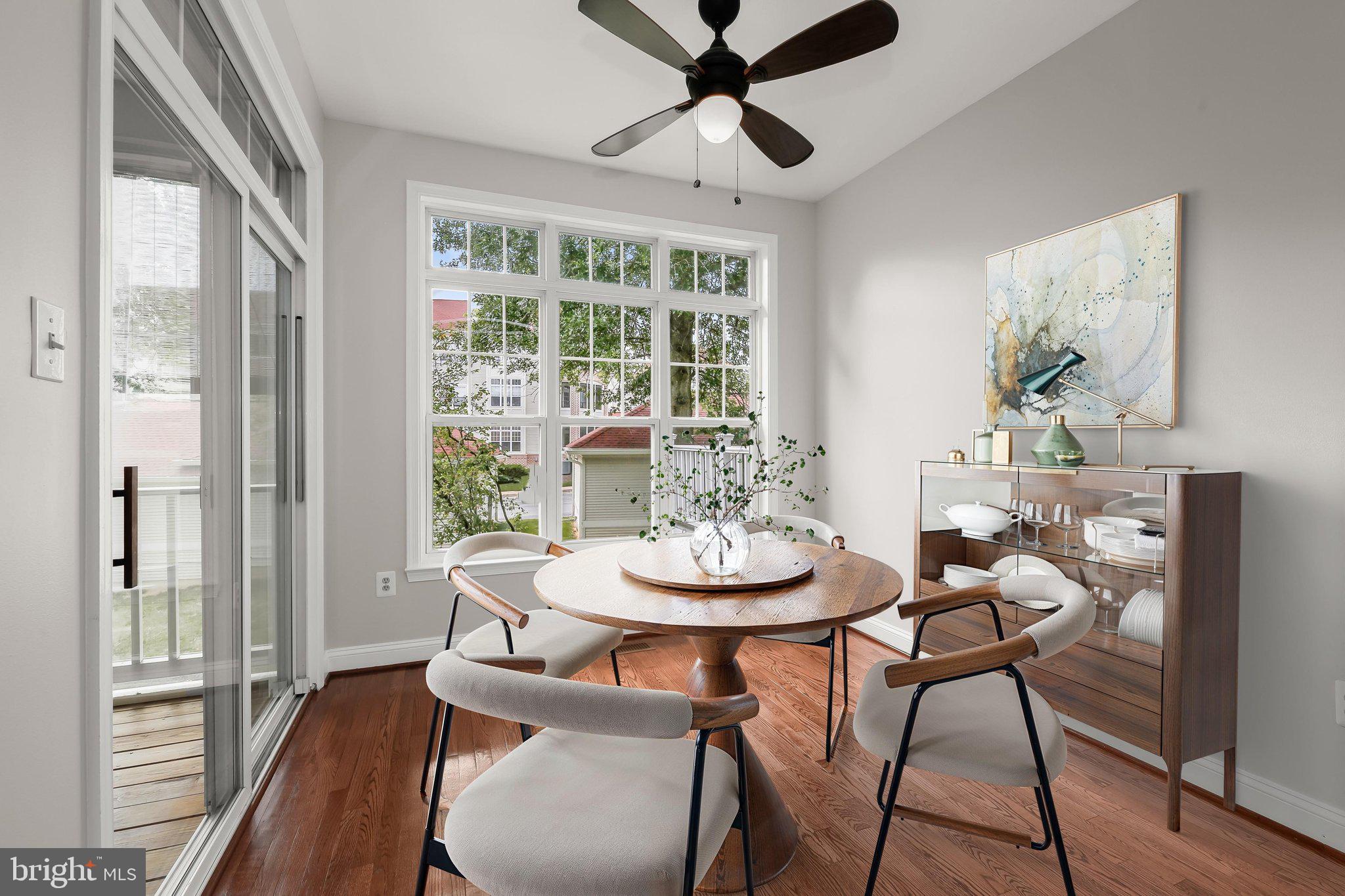 FAIRWAY VILLAS - Residential