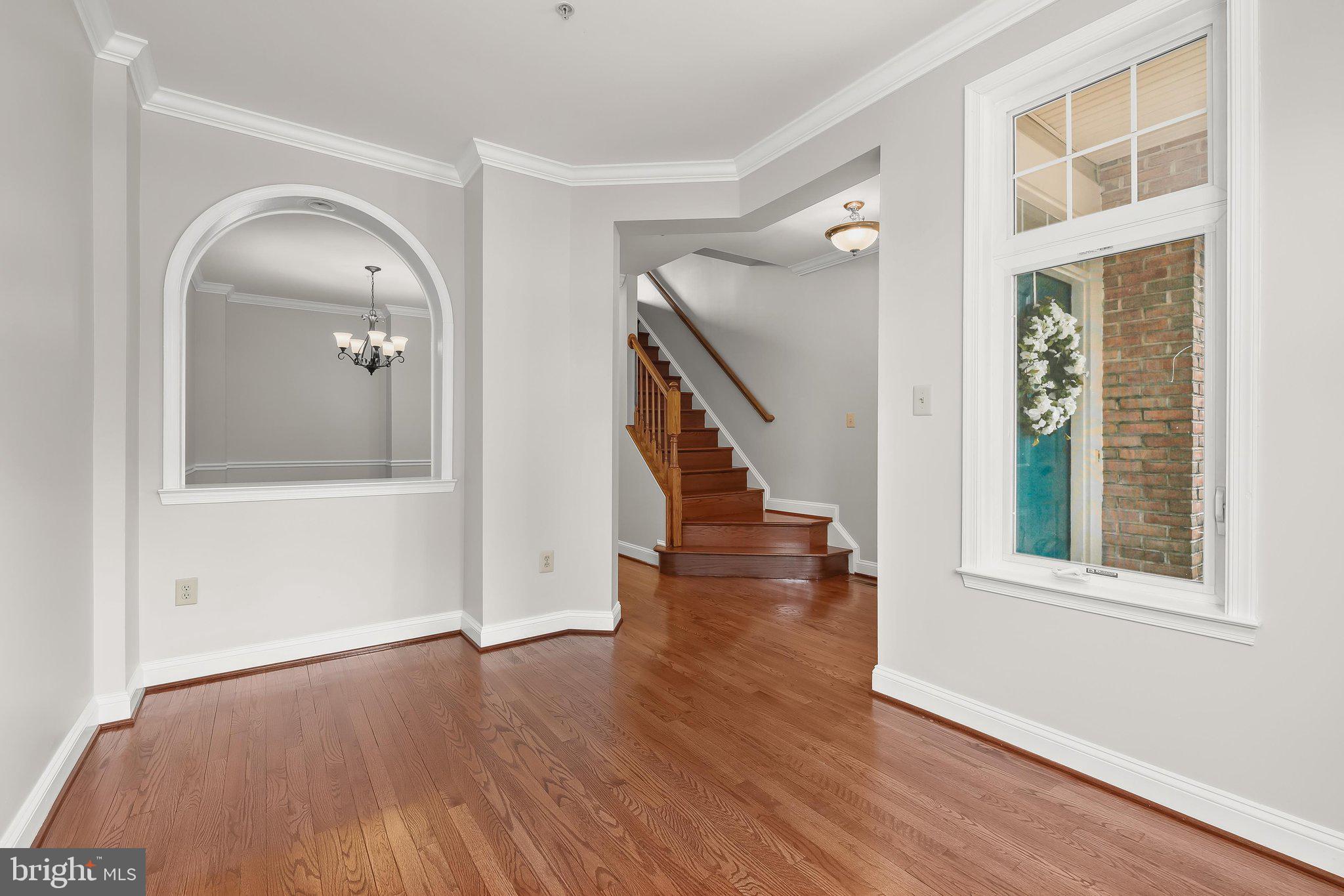 FAIRWAY VILLAS - Residential
