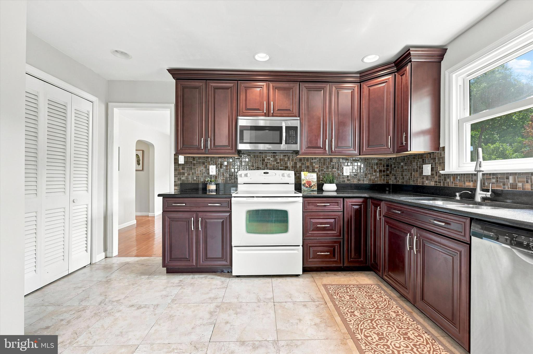 CANTERBURY PARK - Residential