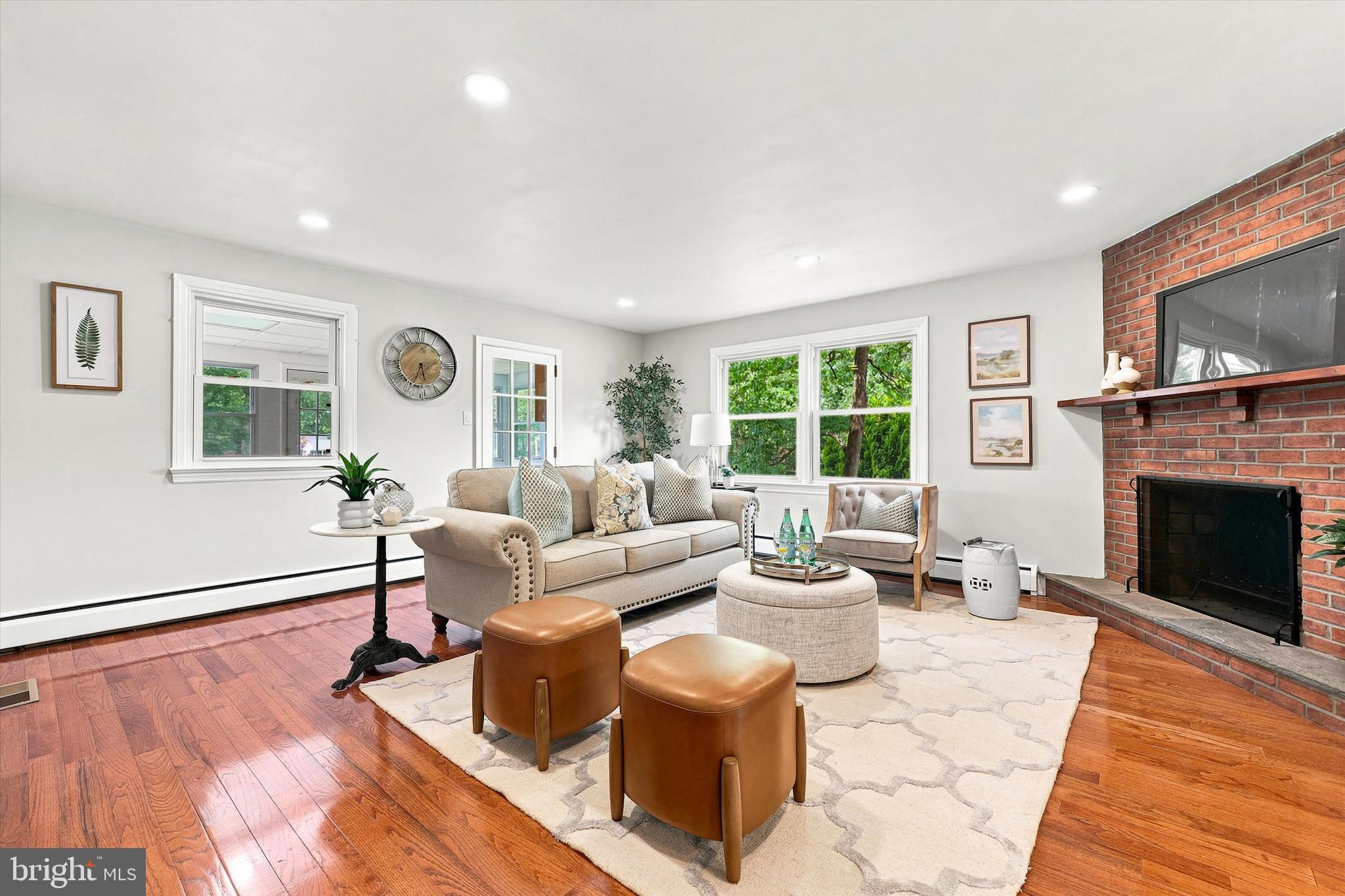 CANTERBURY PARK - Residential