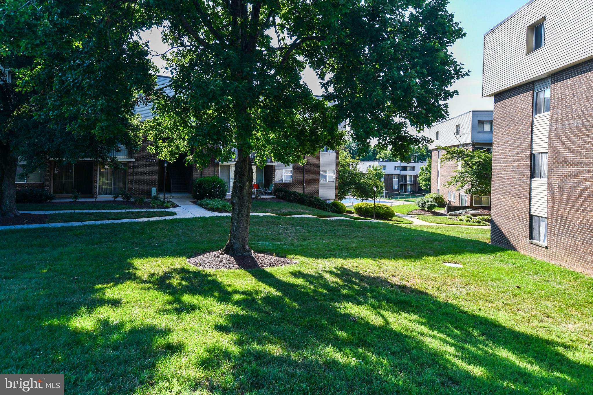 PINES CONDOMINIUM - Residential