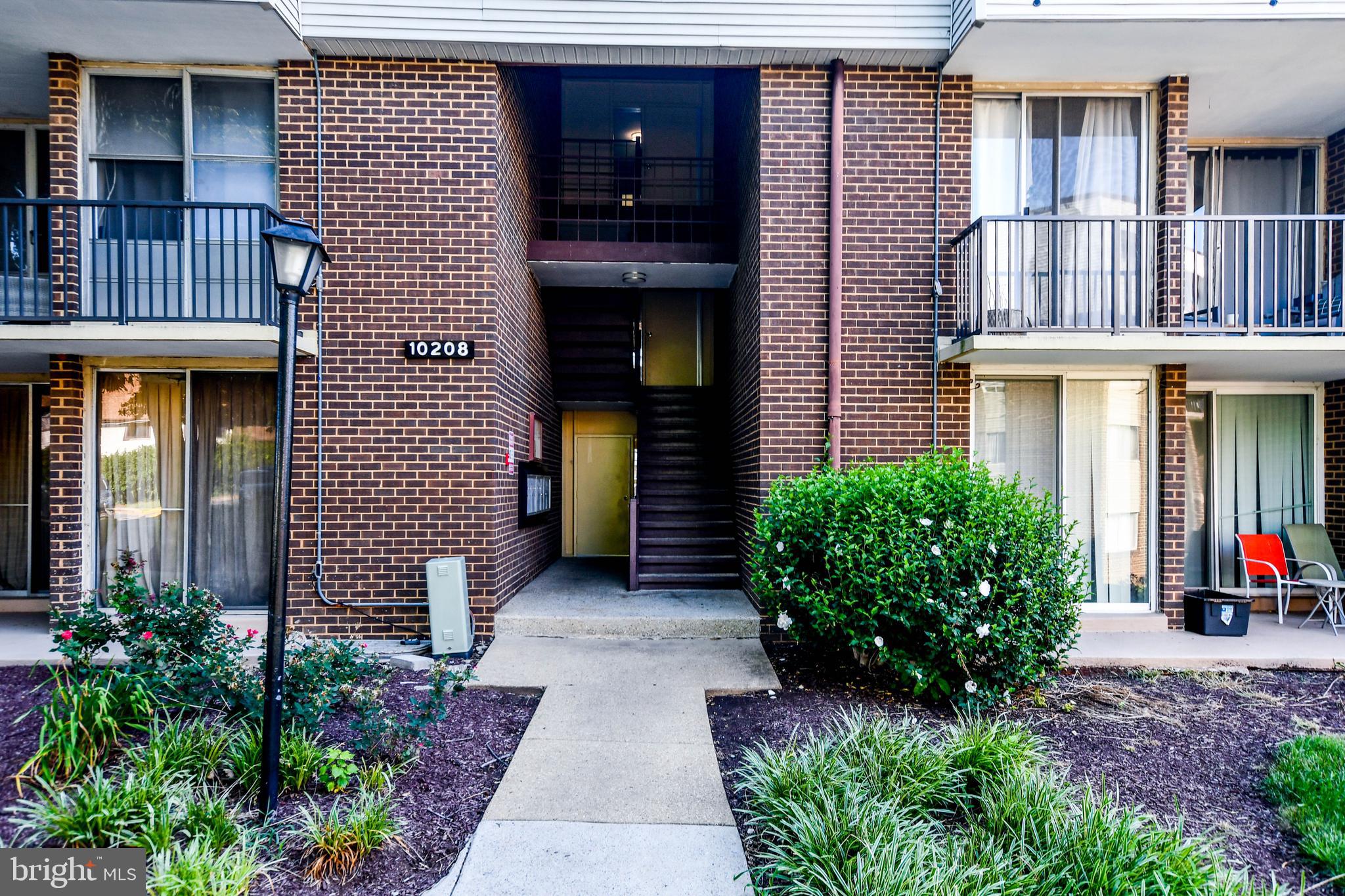 PINES CONDOMINIUM - Residential