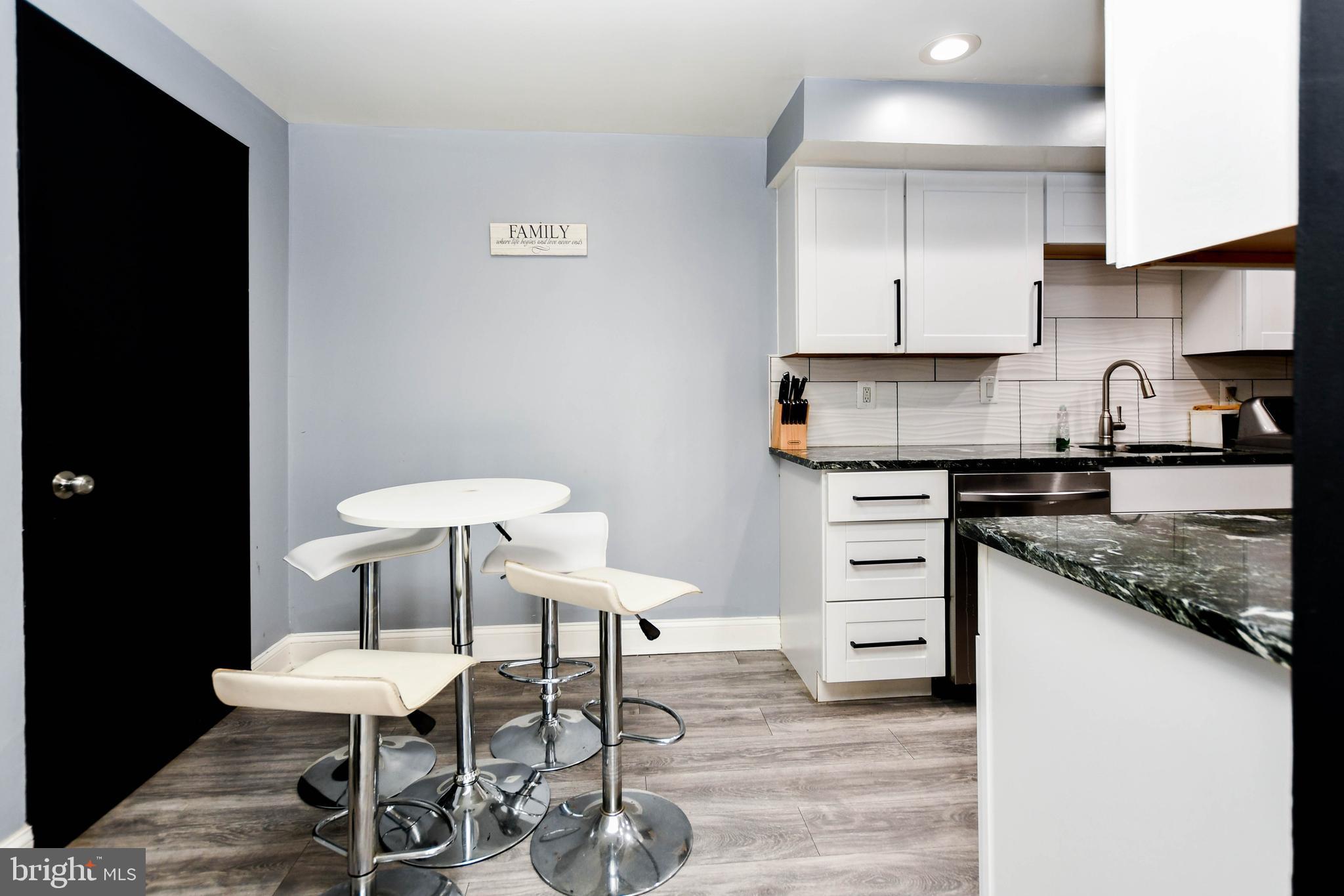 PINES CONDOMINIUM - Residential