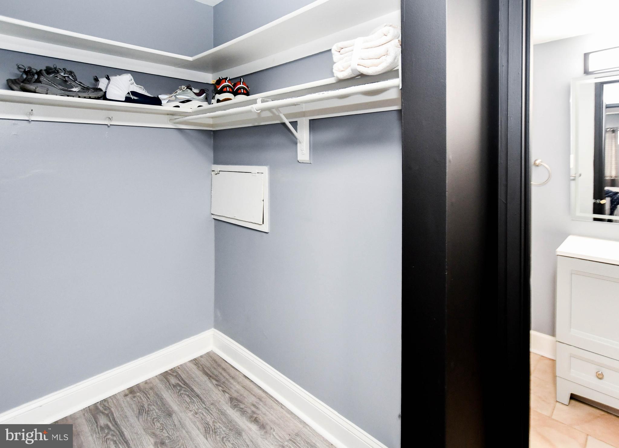 PINES CONDOMINIUM - Residential