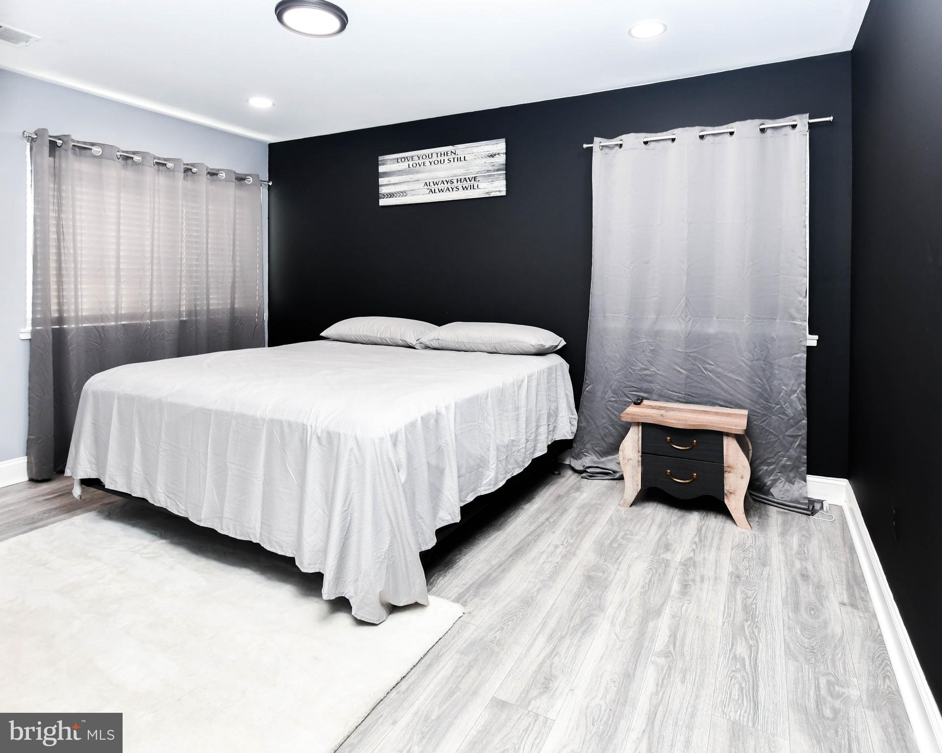 PINES CONDOMINIUM - Residential
