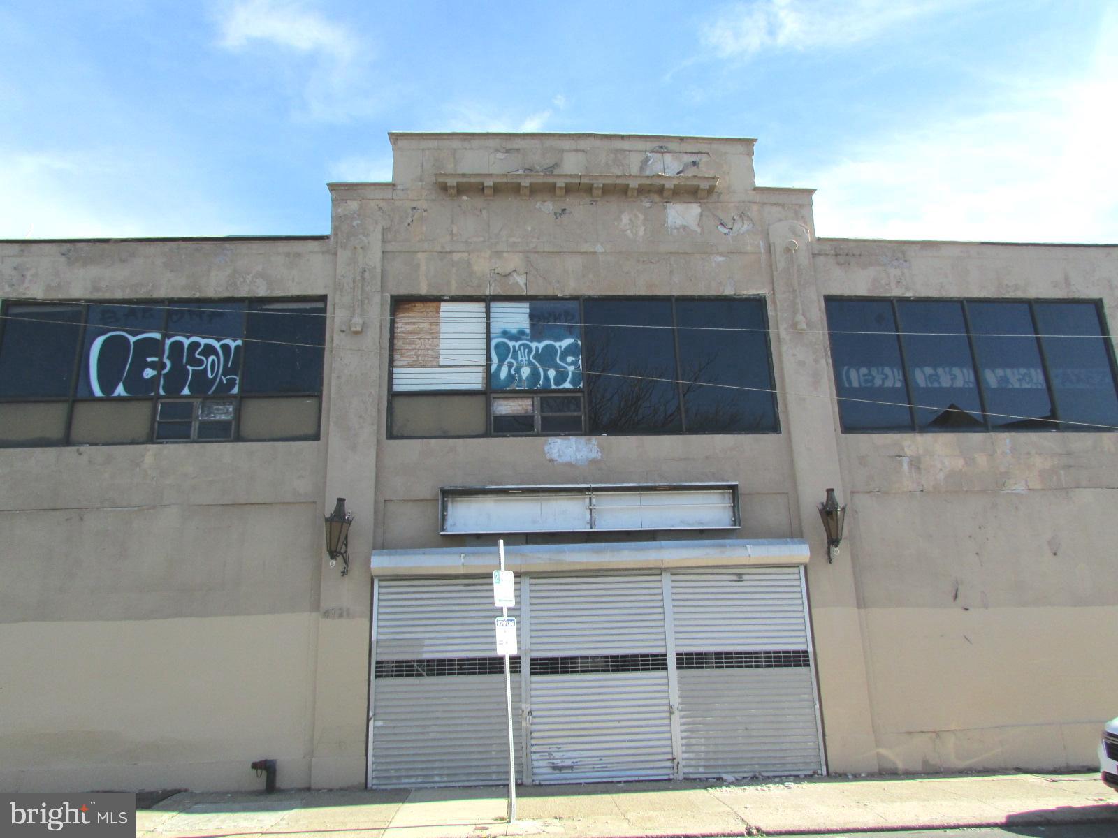 FRANKFORD - Commercial Sale
