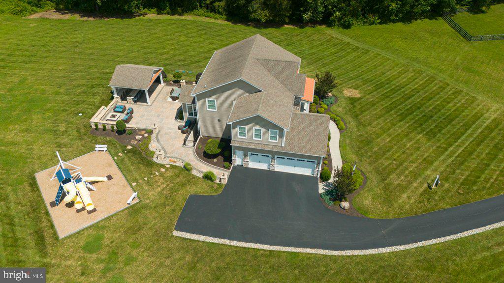 BAYLINE ESTATES - Residential