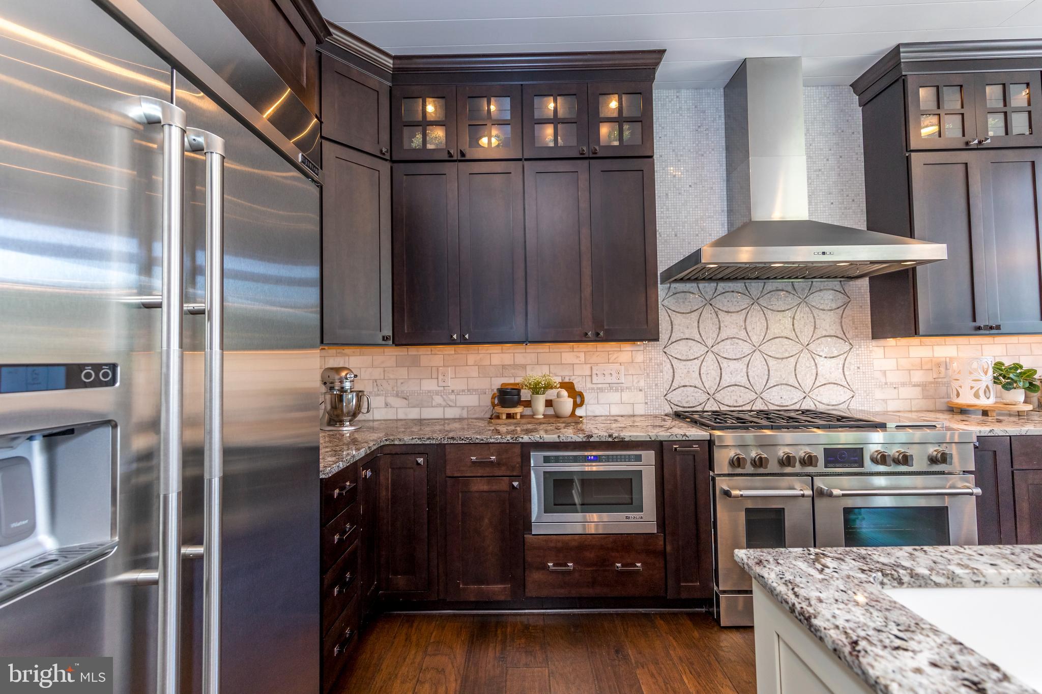 BAYLINE ESTATES - Residential