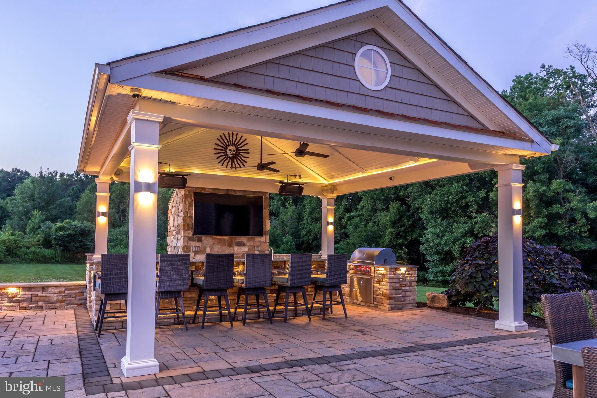 BAYLINE ESTATES - Residential