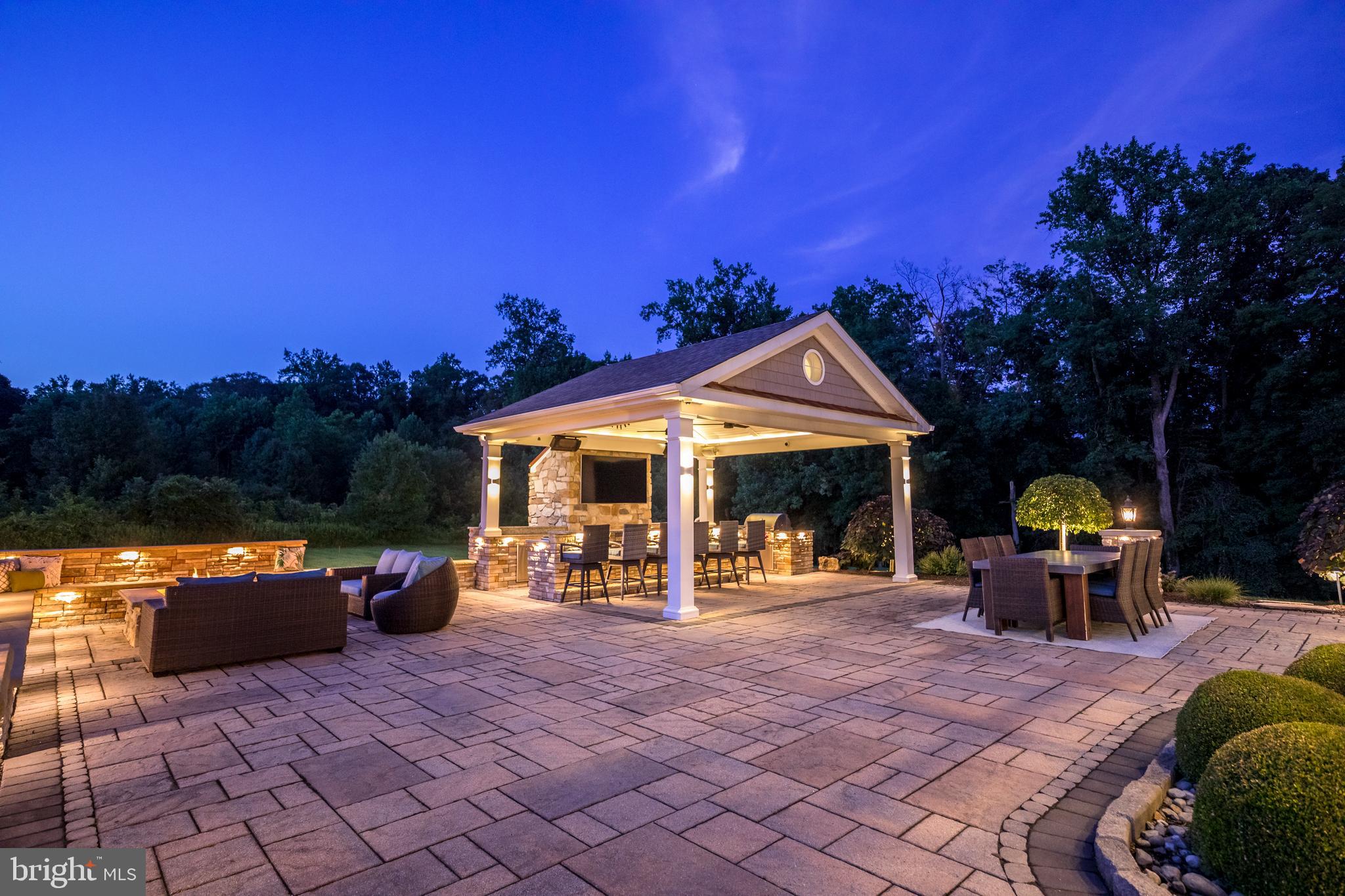 BAYLINE ESTATES - Residential