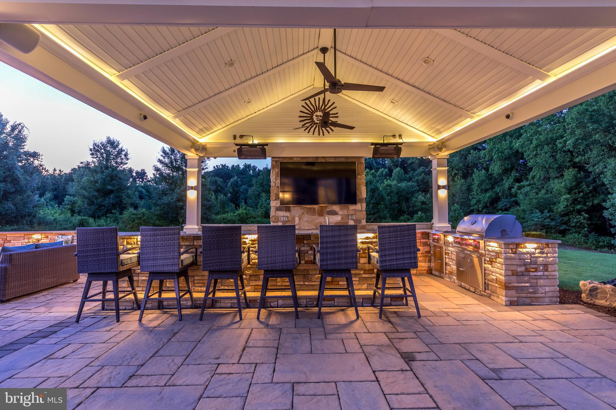 BAYLINE ESTATES - Residential