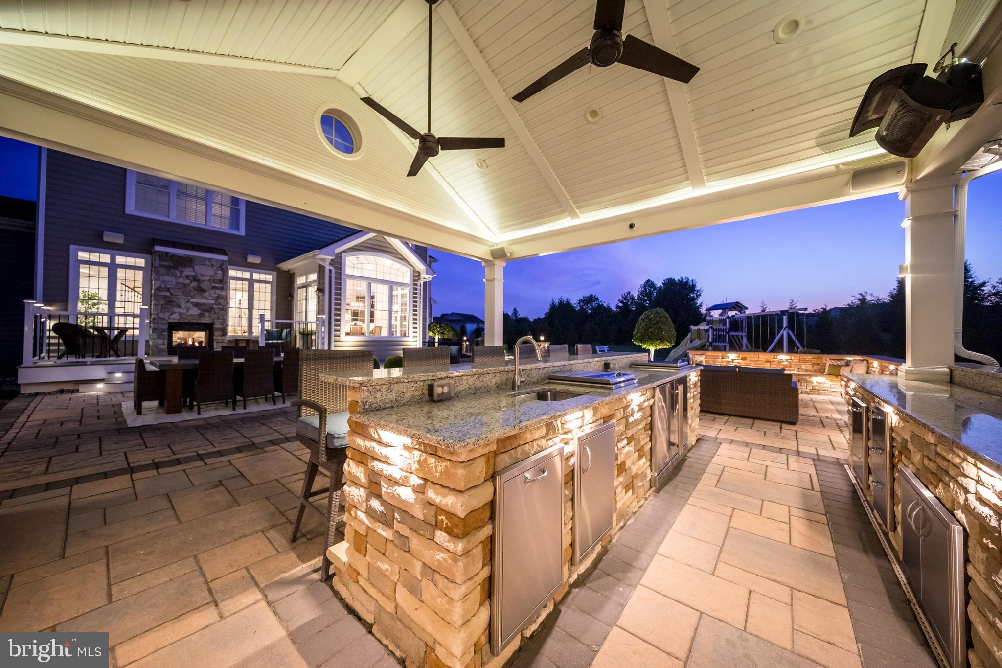BAYLINE ESTATES - Residential