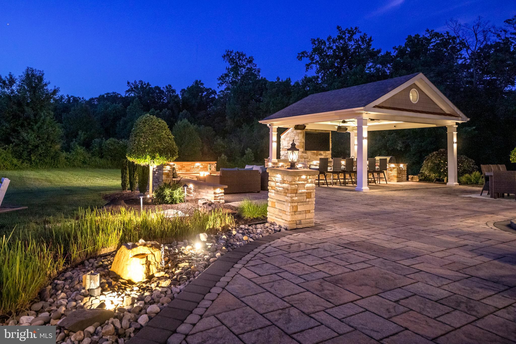 BAYLINE ESTATES - Residential