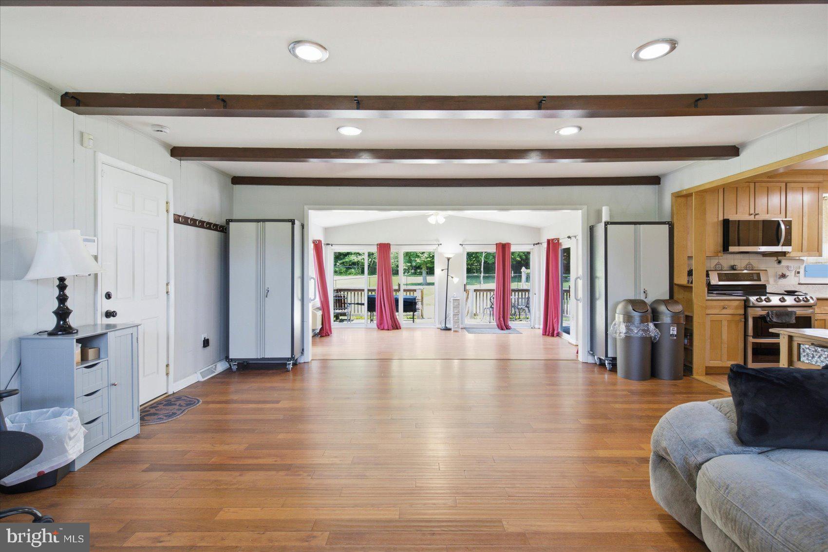 KINGSVILLE - Residential