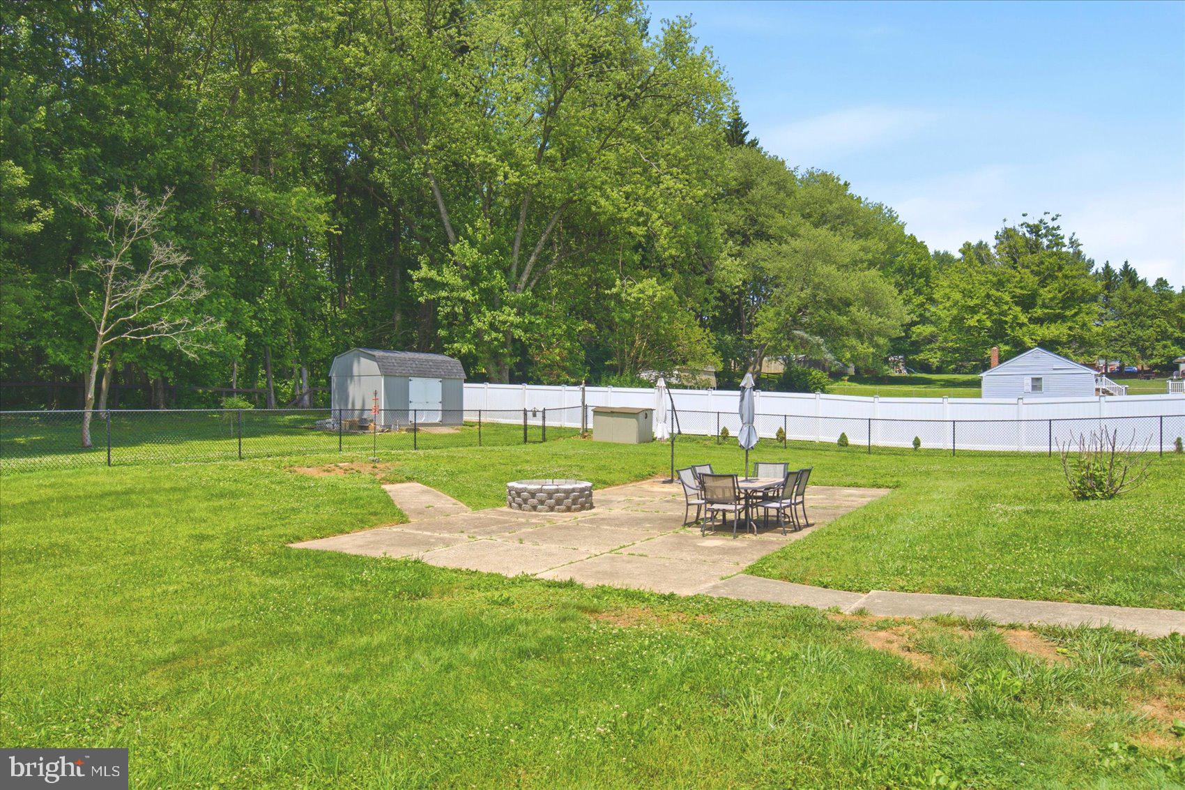 KINGSVILLE - Residential