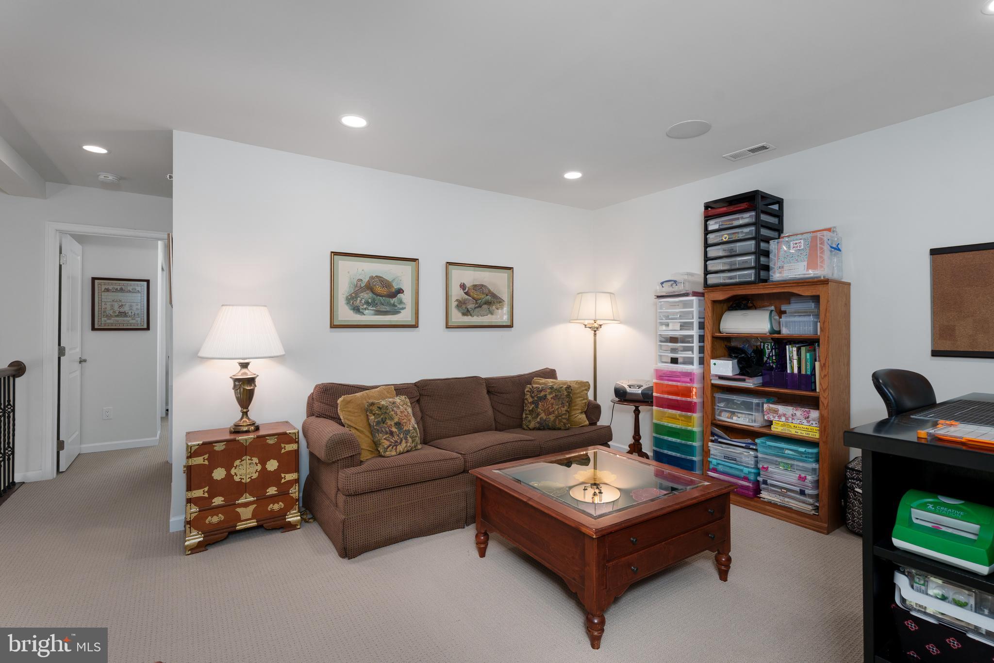 REGENCY AT HILLTOWN - Residential