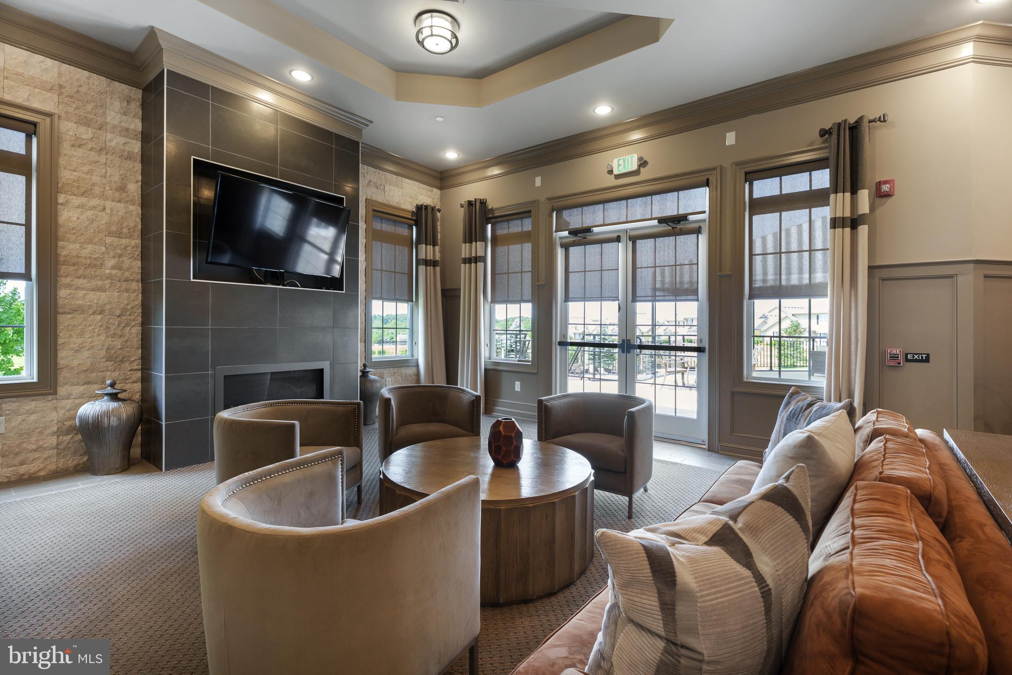REGENCY AT HILLTOWN - Residential