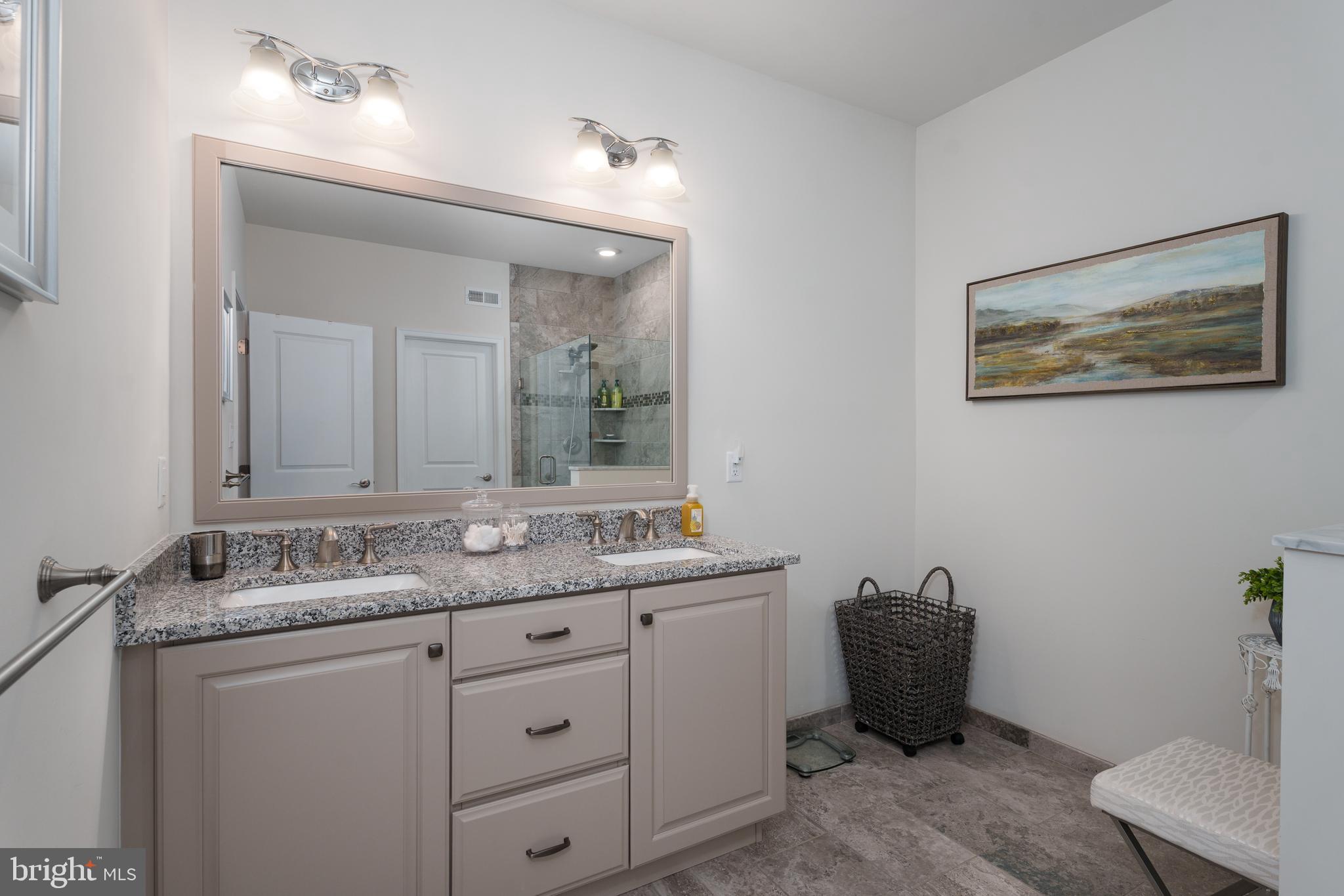 REGENCY AT HILLTOWN - Residential