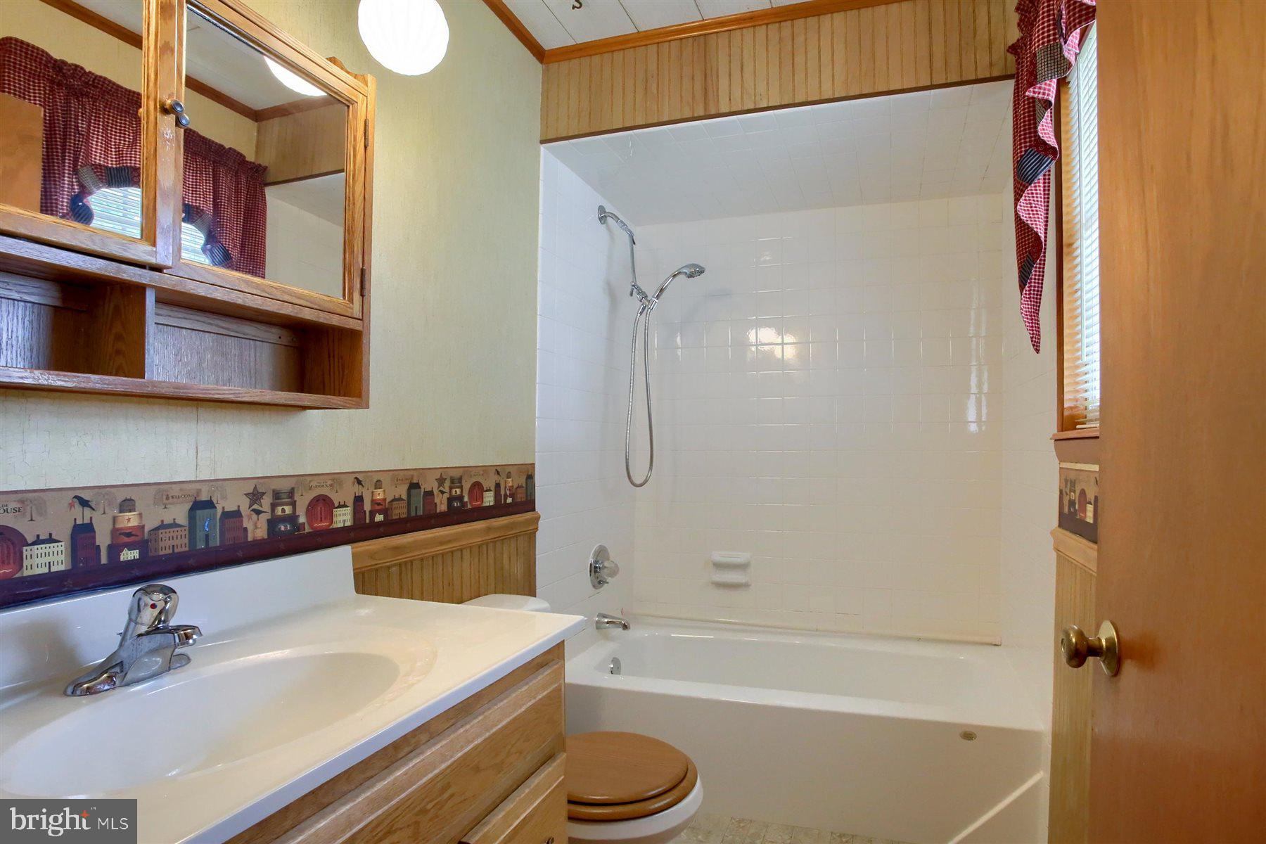 LOUIS PARK - Residential