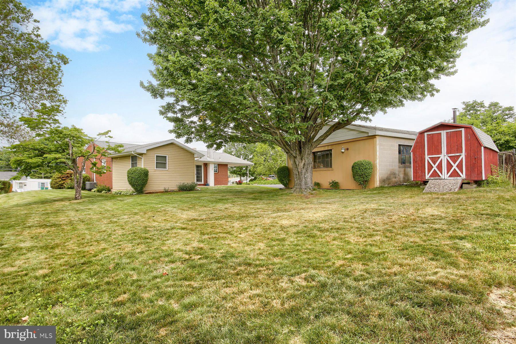 LOUIS PARK - Residential