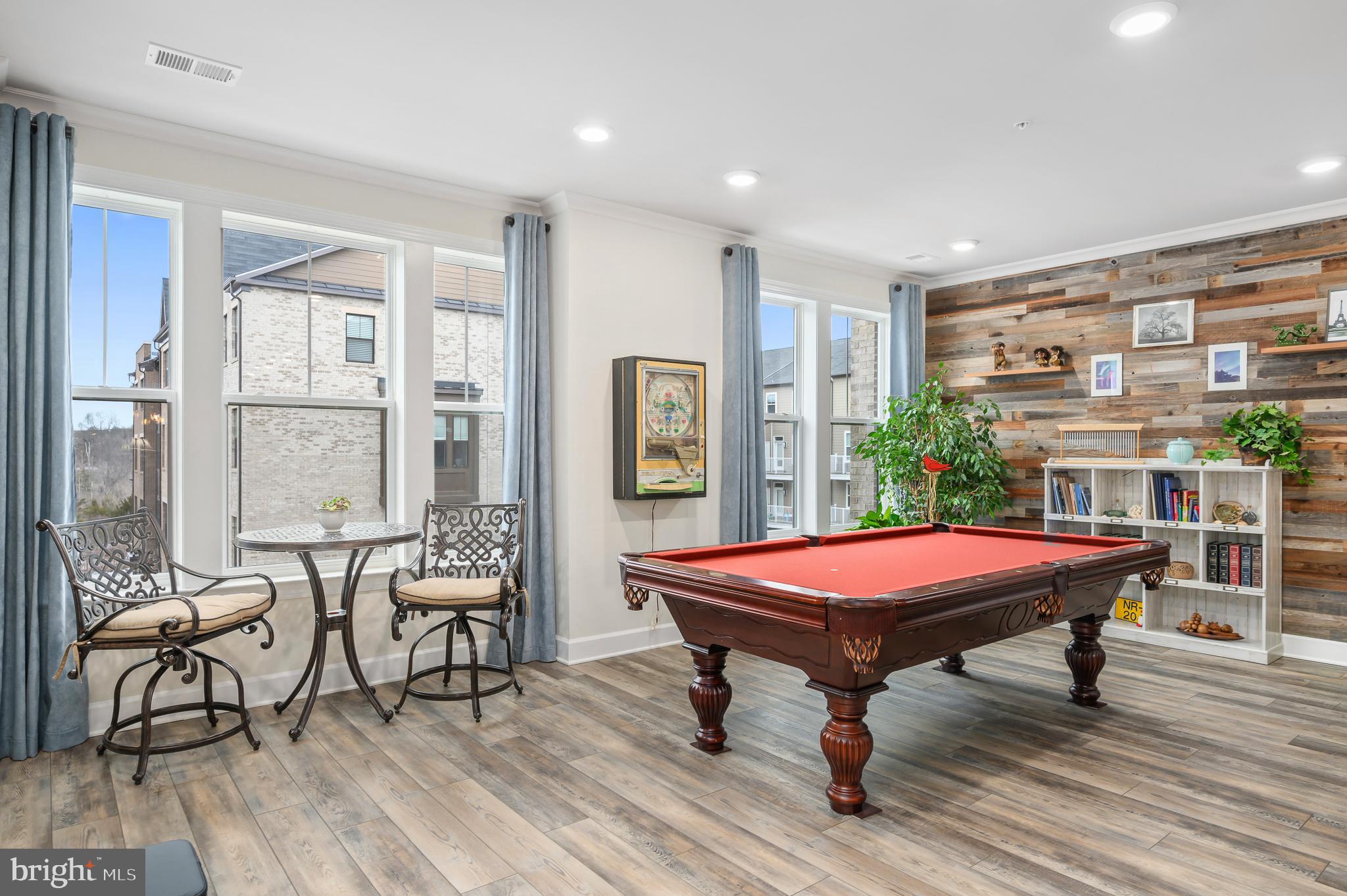 KINCORA - Residential