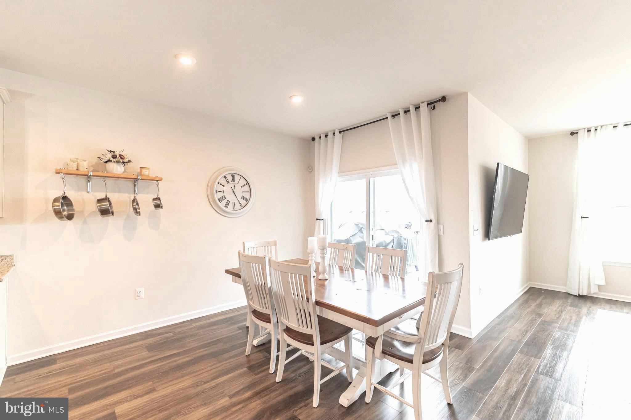 EMBREY MILL - Residential