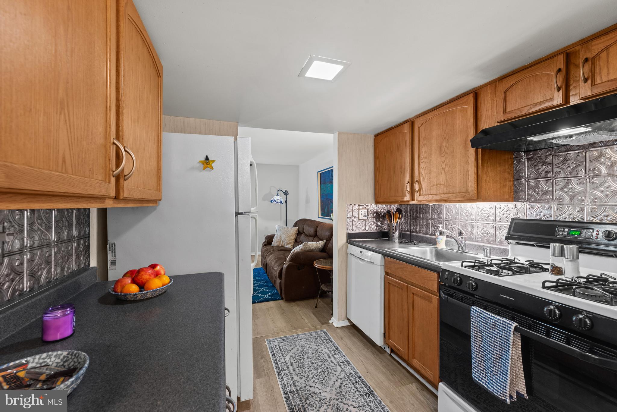 JEFFERS HILL - Residential
