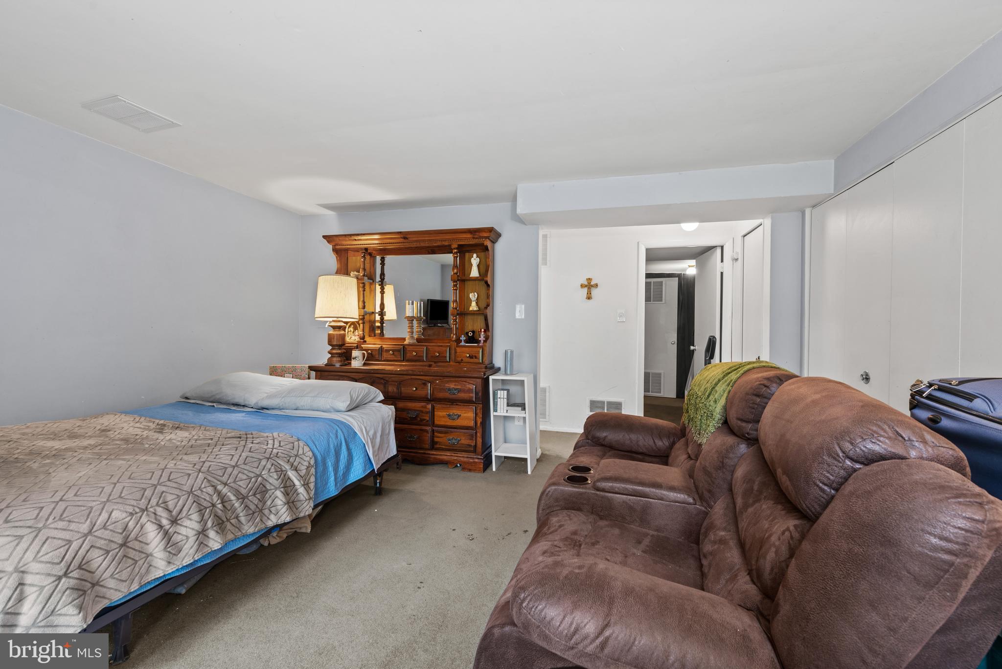 JEFFERS HILL - Residential