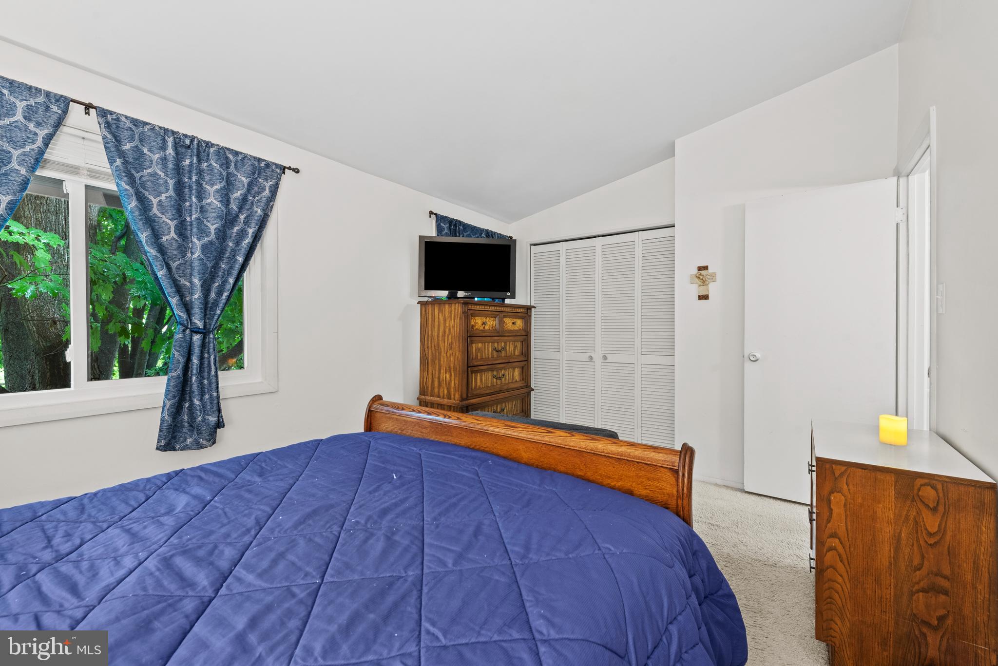 JEFFERS HILL - Residential