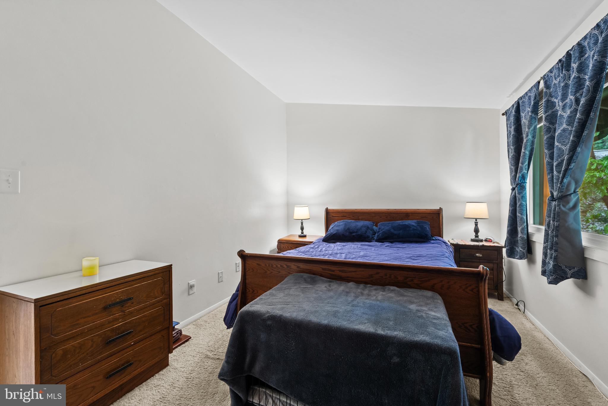 JEFFERS HILL - Residential