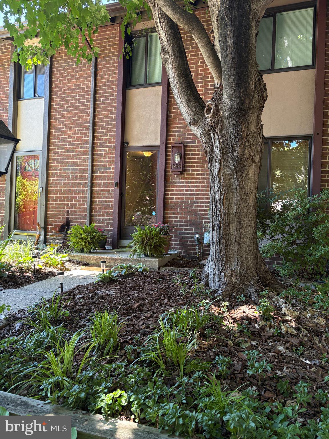 JEFFERS HILL - Residential