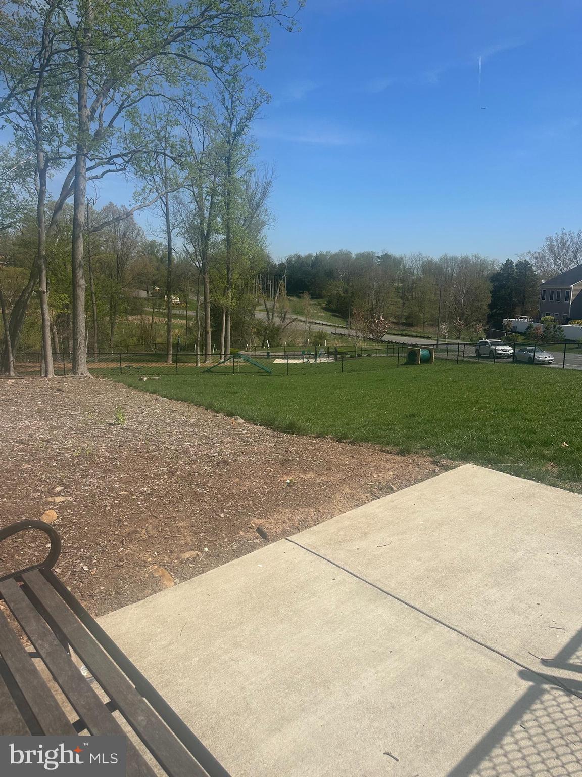 CADENCE AT LANSDOWNE - Residential