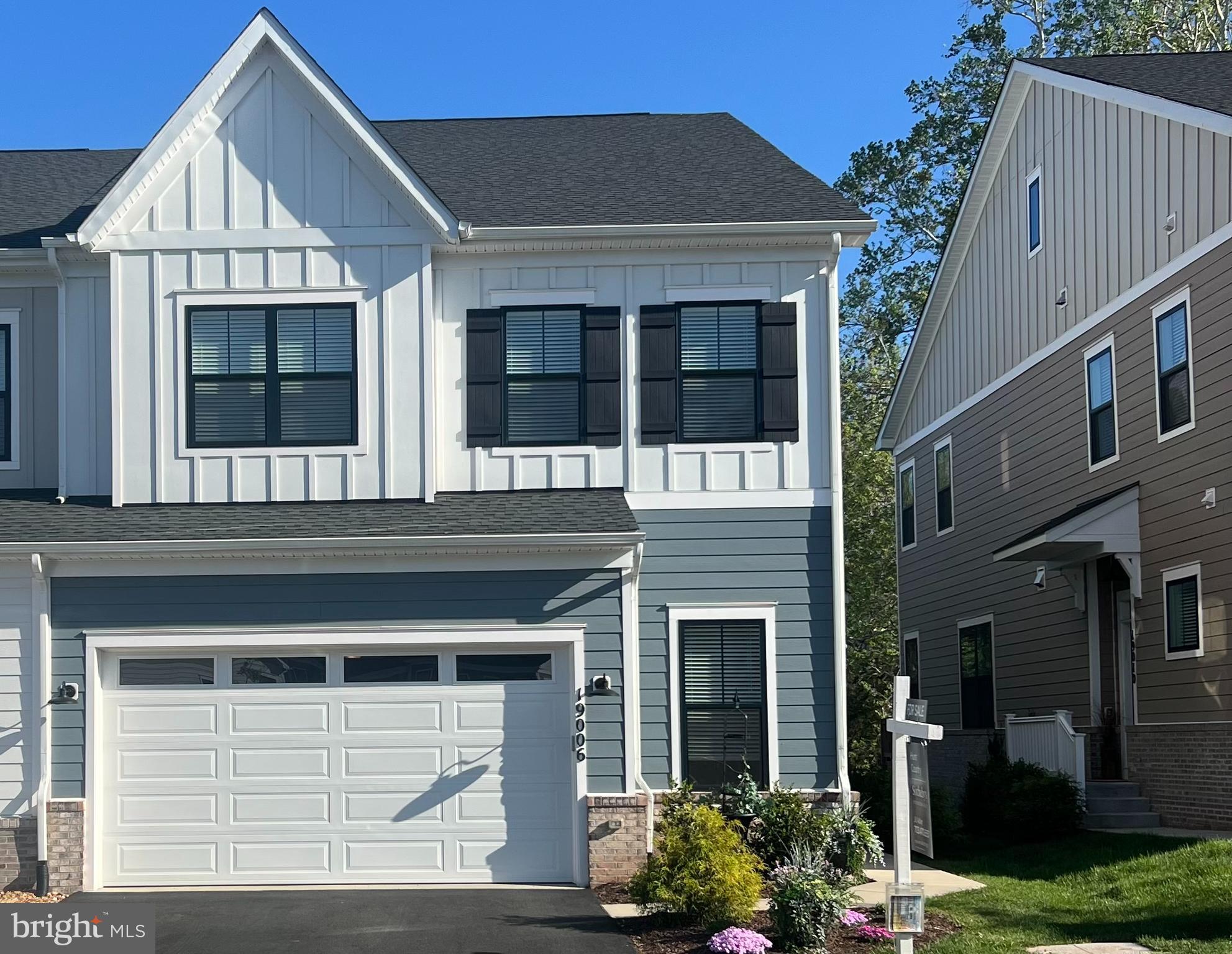 CADENCE AT LANSDOWNE - Residential