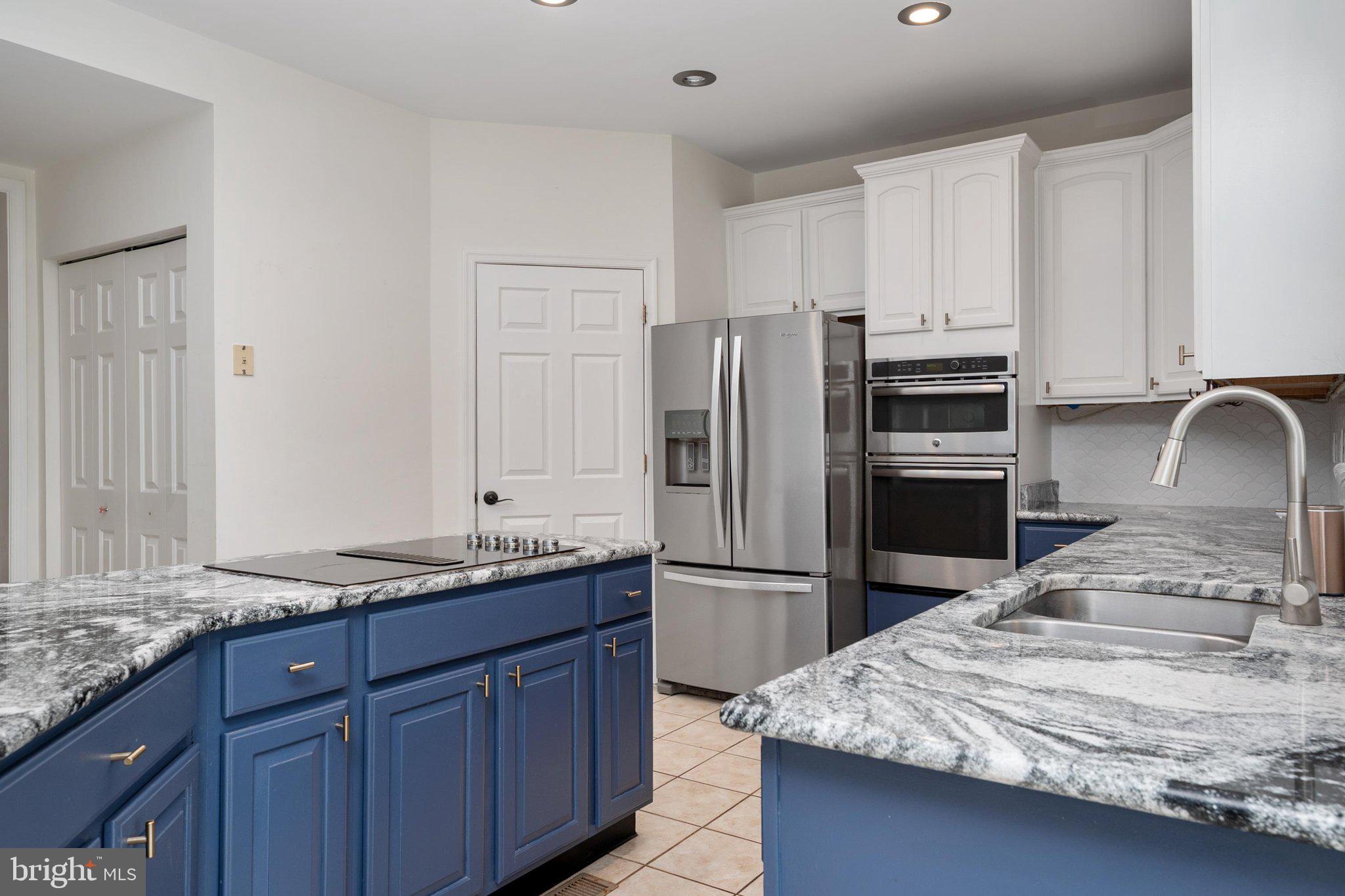 NORTH BROOK - Residential