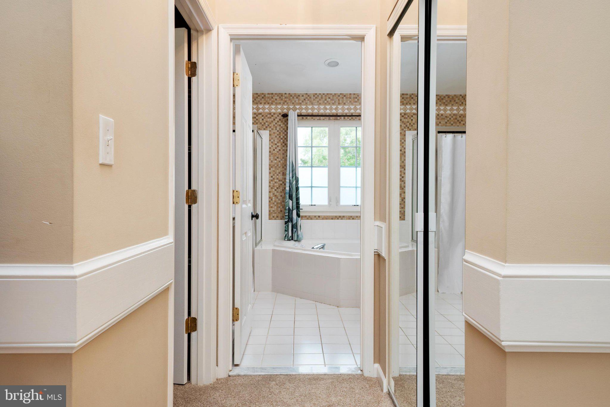 NORTH BROOK - Residential