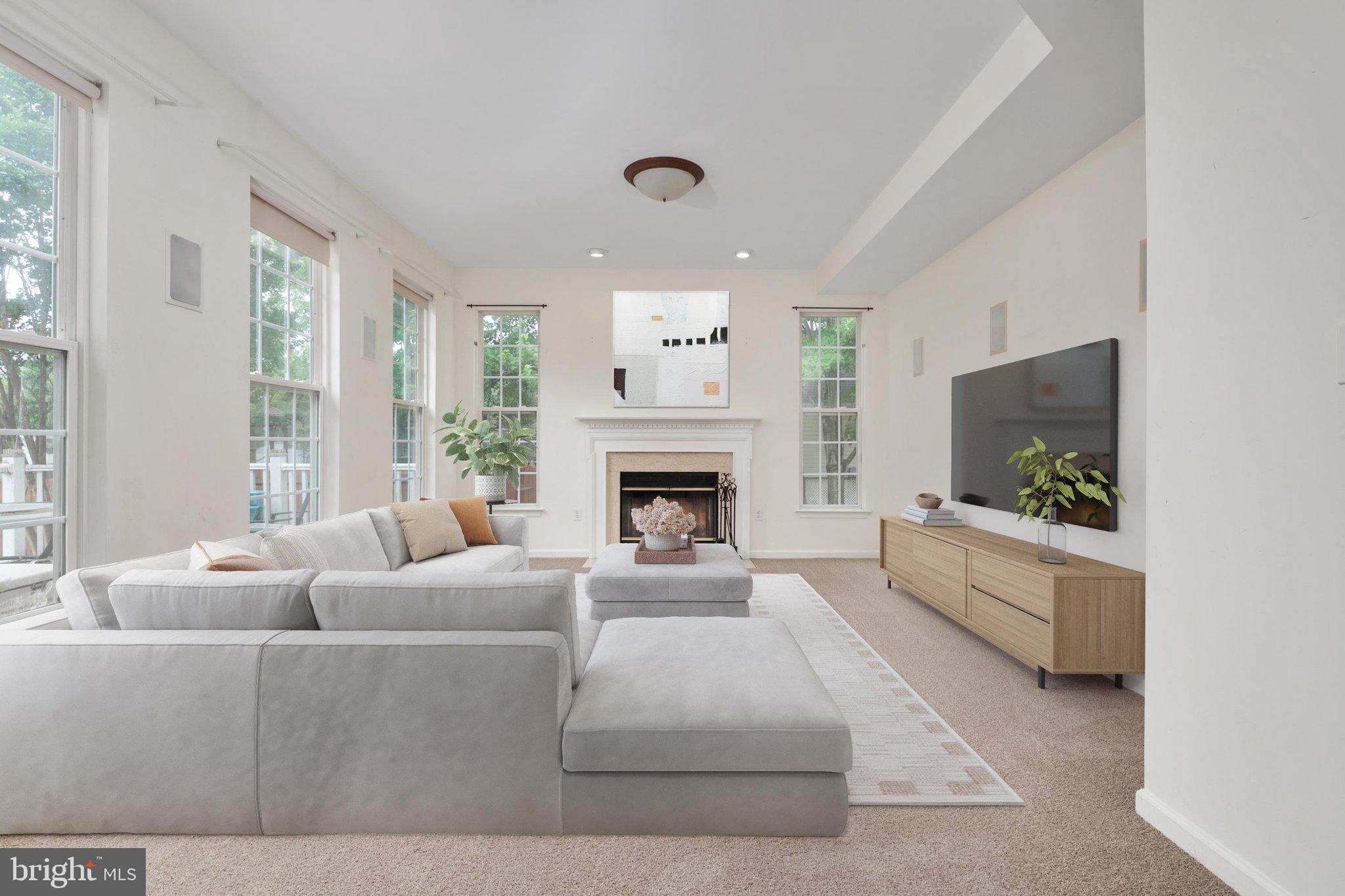 NORTH BROOK - Residential