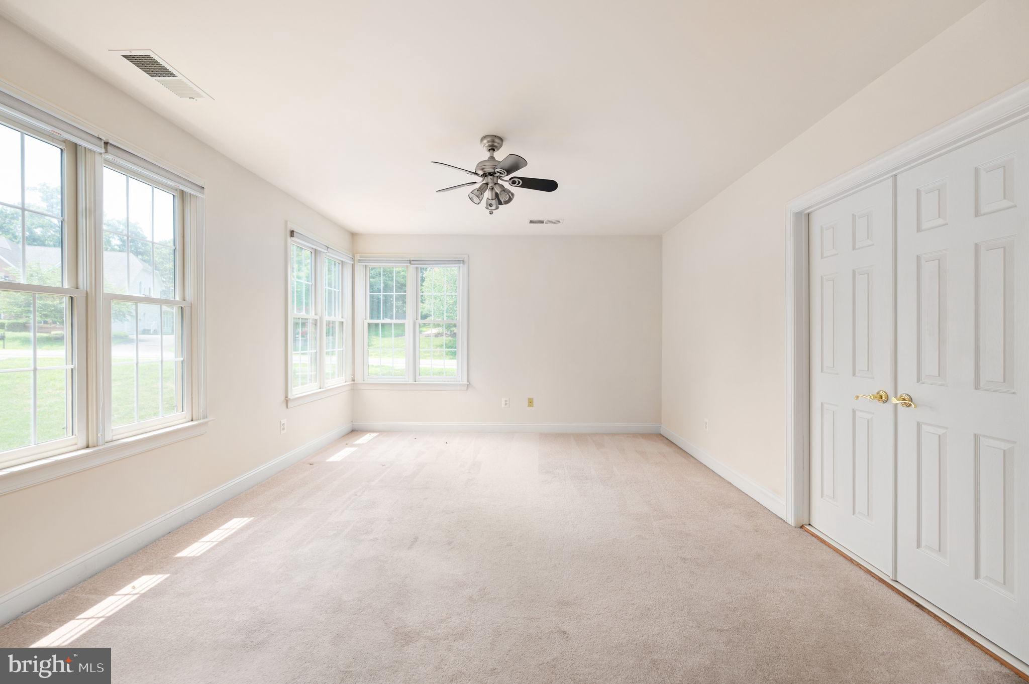 OCCOQUAN OVERLOOK - Residential