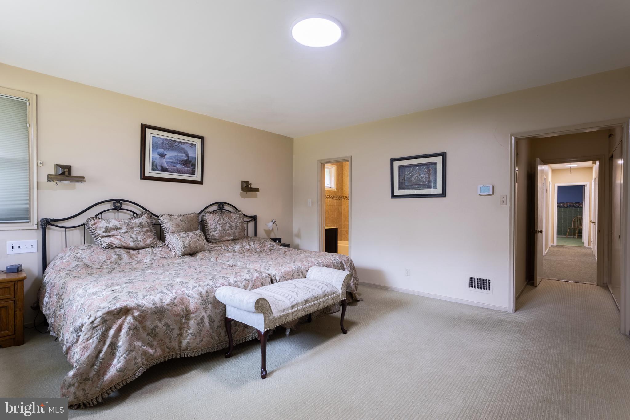 DUMBARTON - Residential