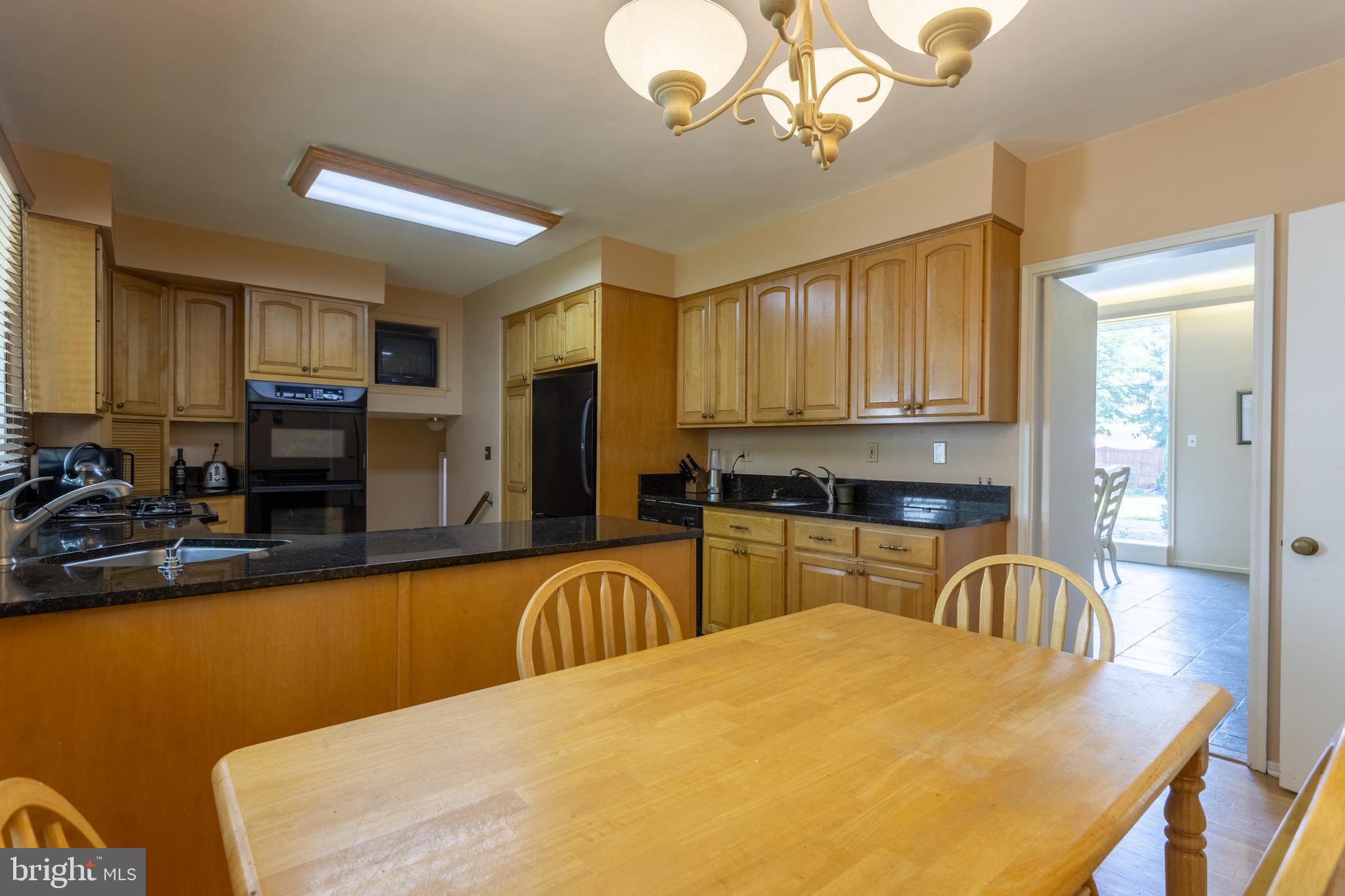 DUMBARTON - Residential