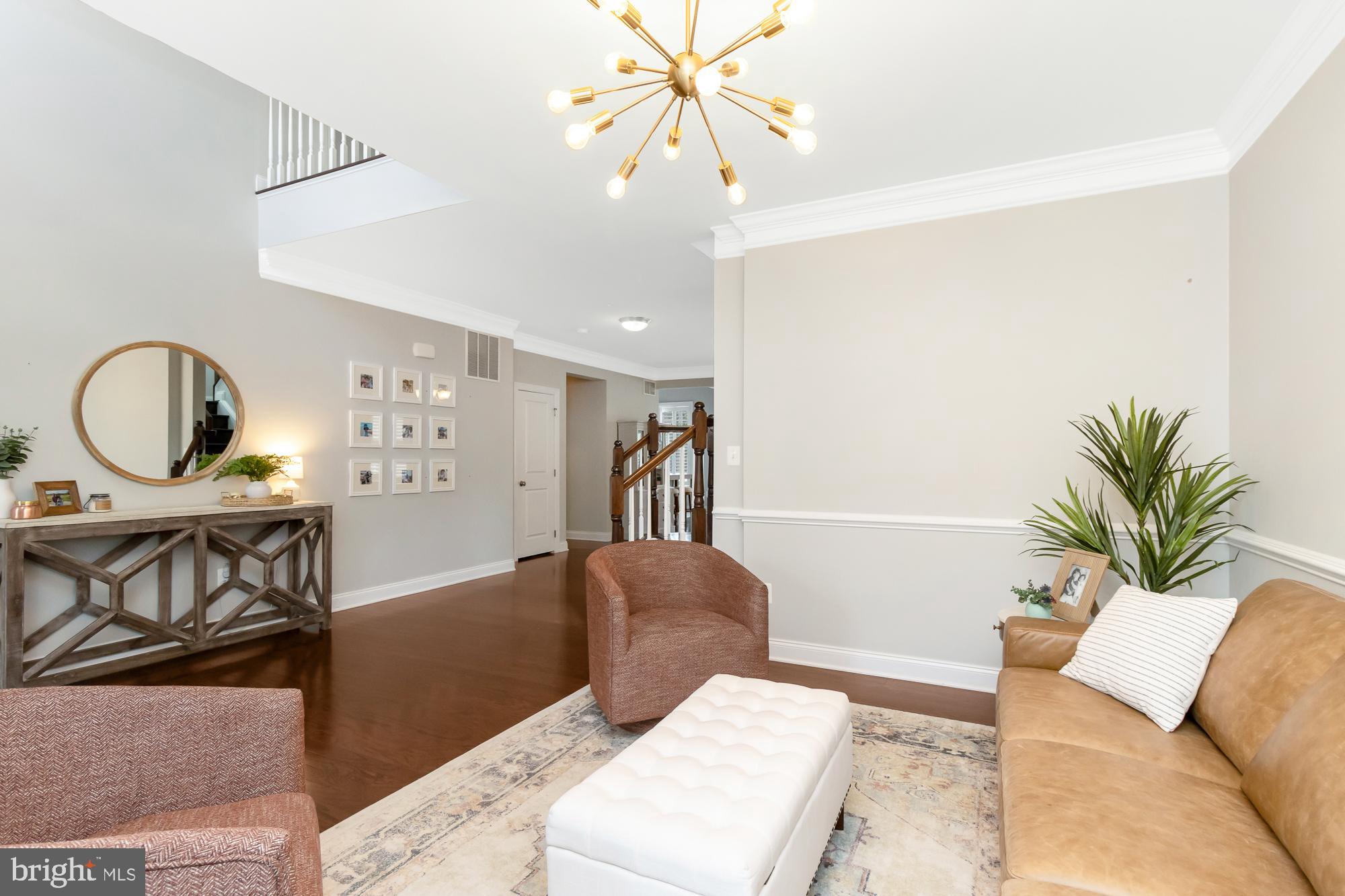 LAUREL RIDGE - Residential