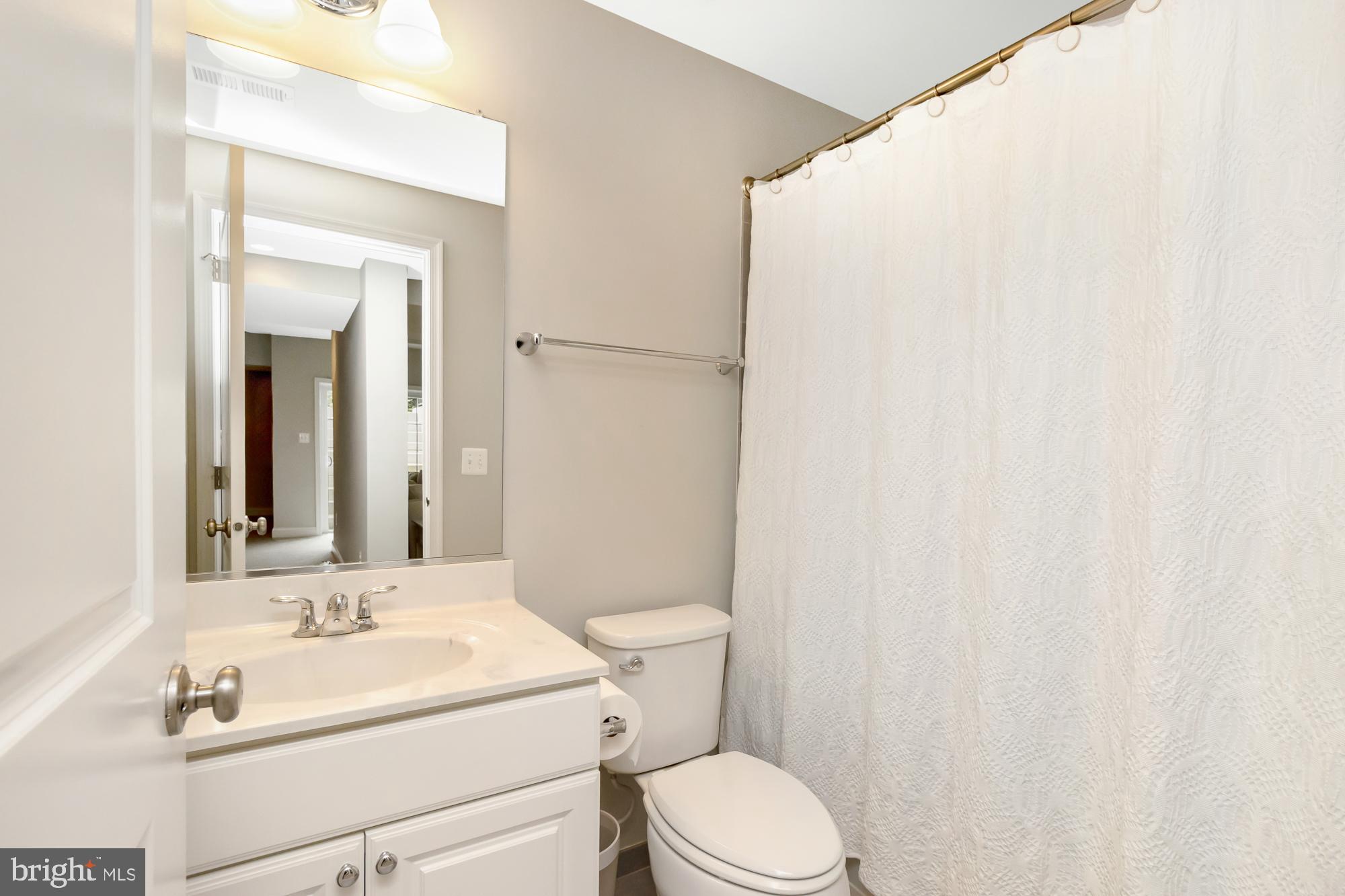LAUREL RIDGE - Residential