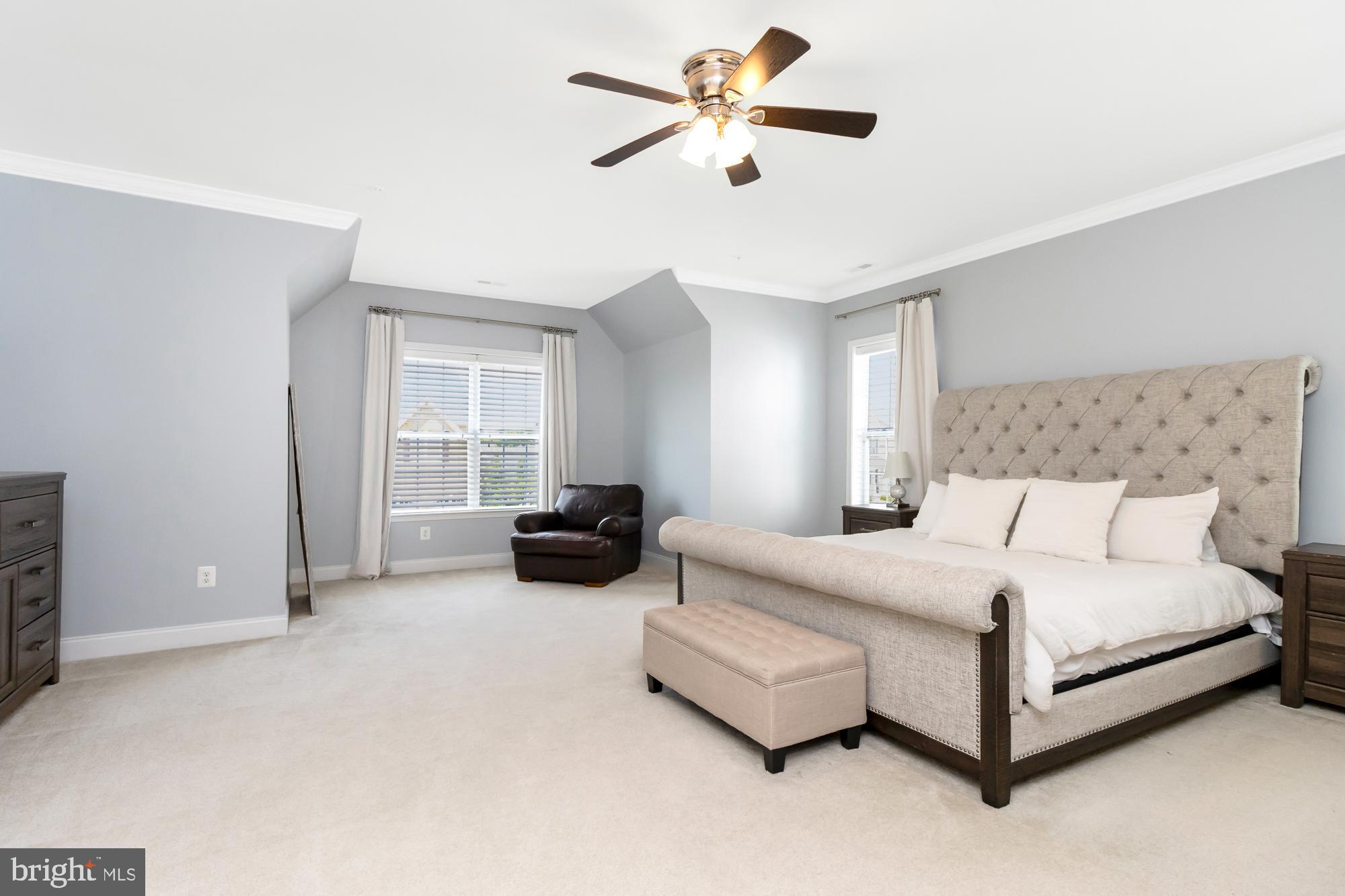 LAUREL RIDGE - Residential