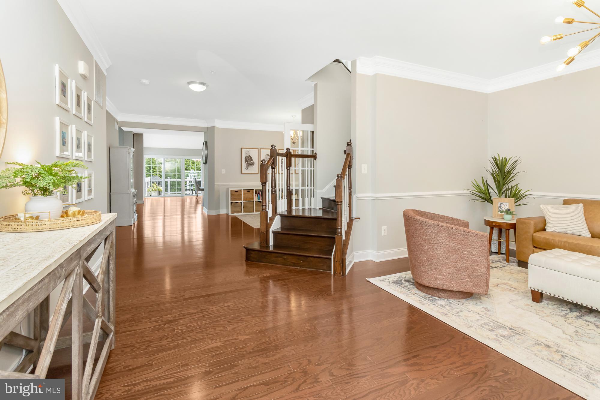 LAUREL RIDGE - Residential