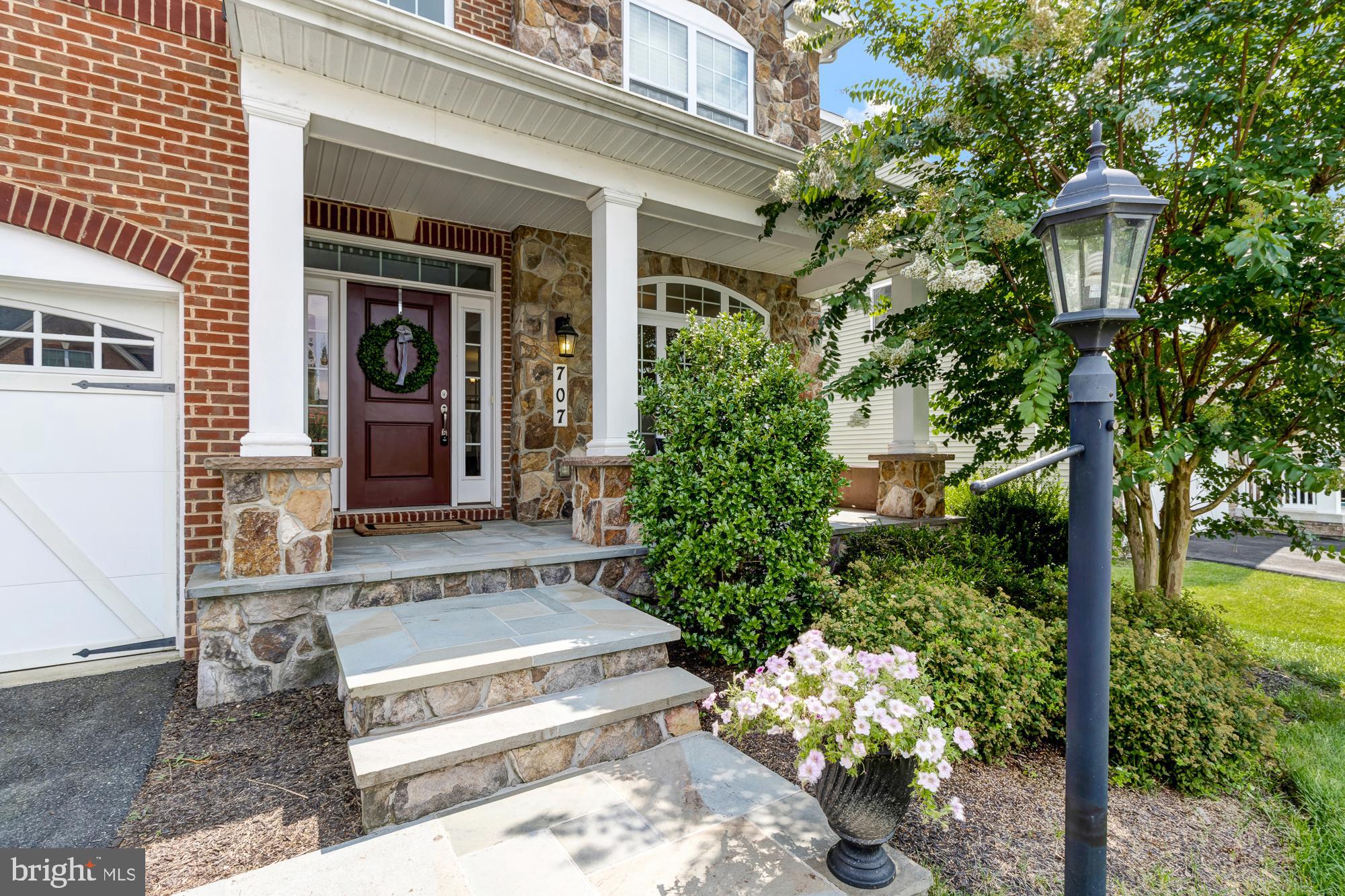 LAUREL RIDGE - Residential