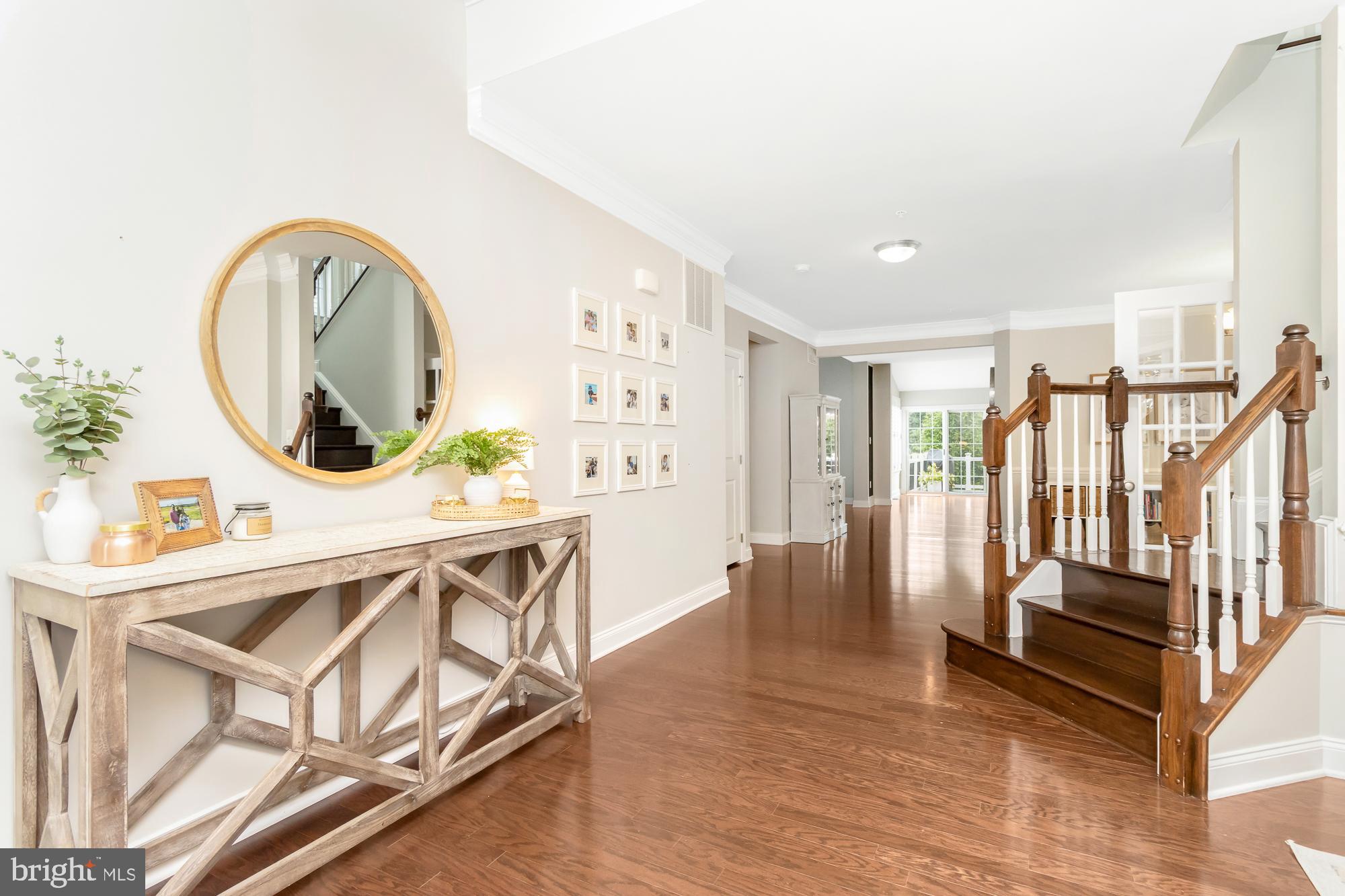 LAUREL RIDGE - Residential