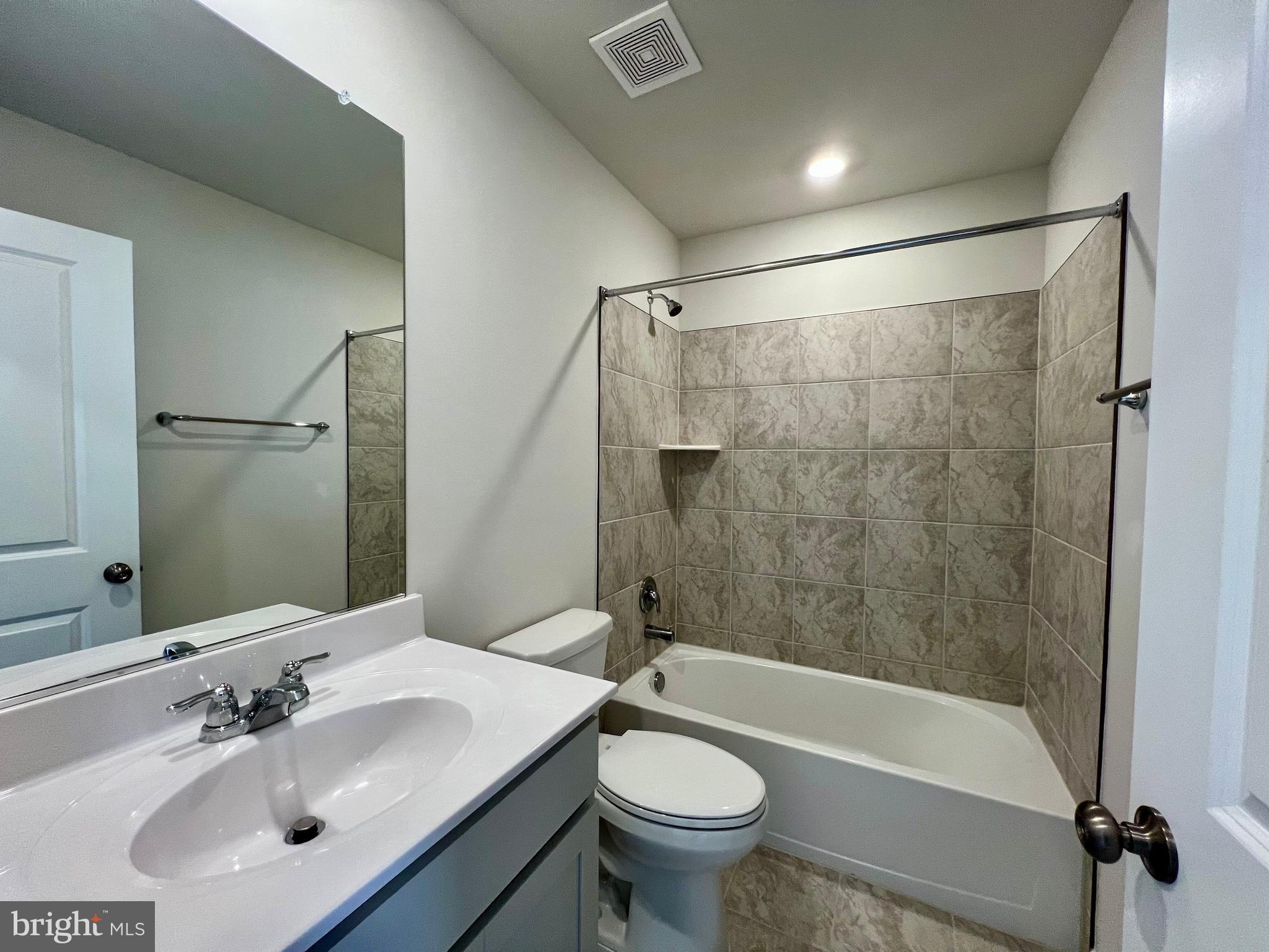 NORBORNE GLEBE - Residential Lease