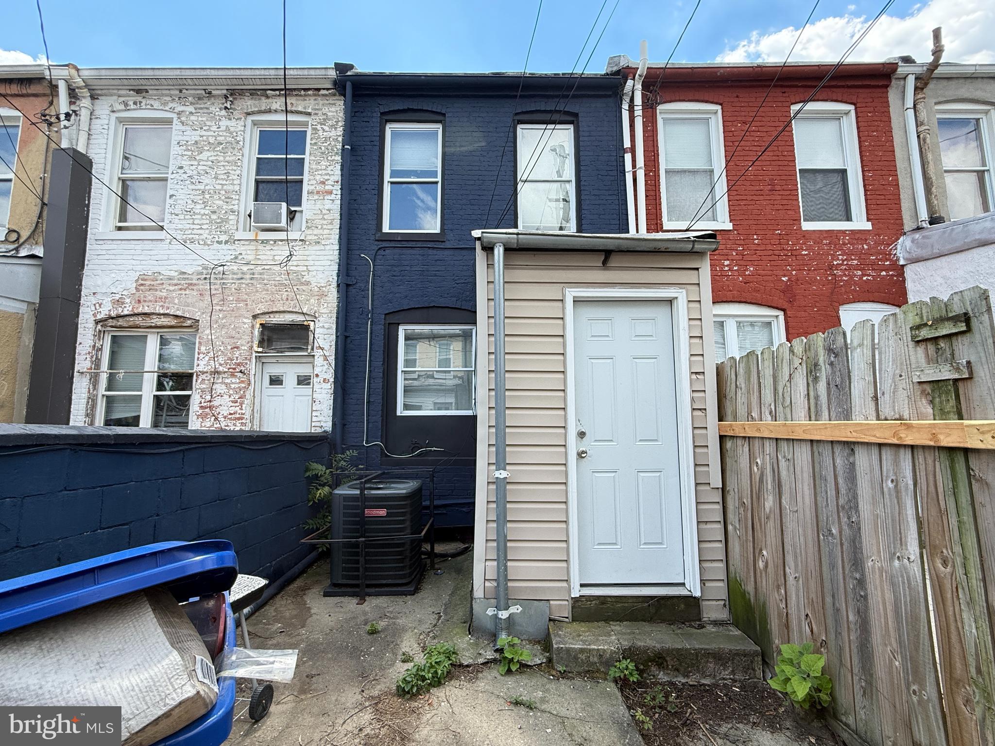 WASHINGTON VILLAGE - Residential