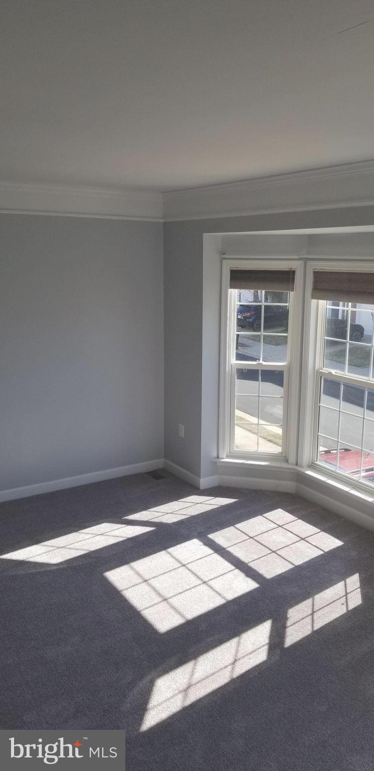 HAWKS VIEW GLEN - Residential Lease