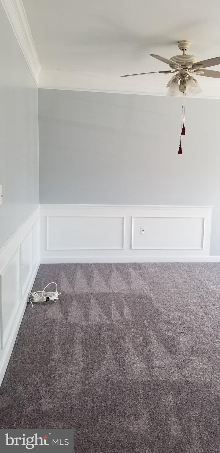 HAWKS VIEW GLEN - Residential Lease