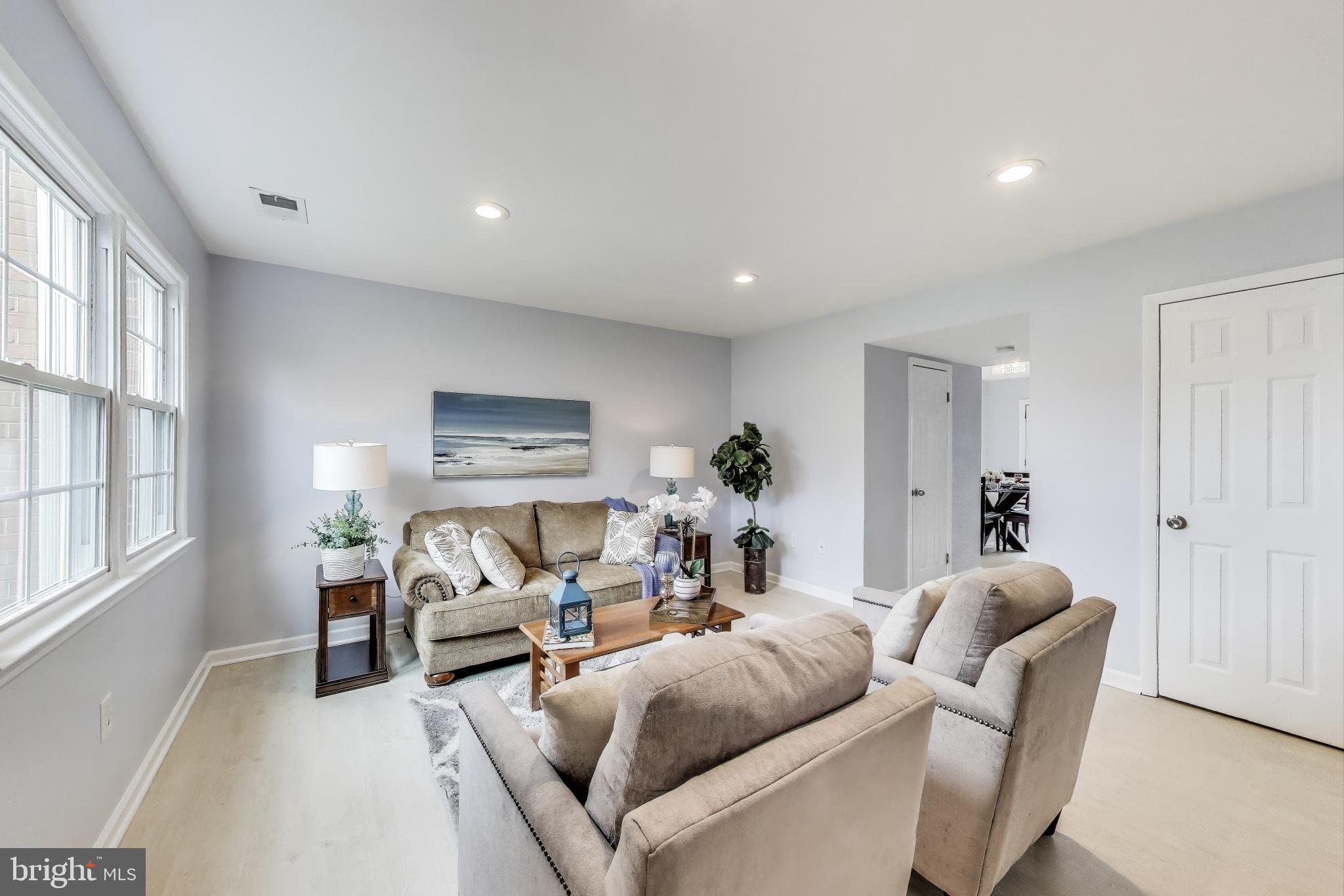 DALE CITY - Residential